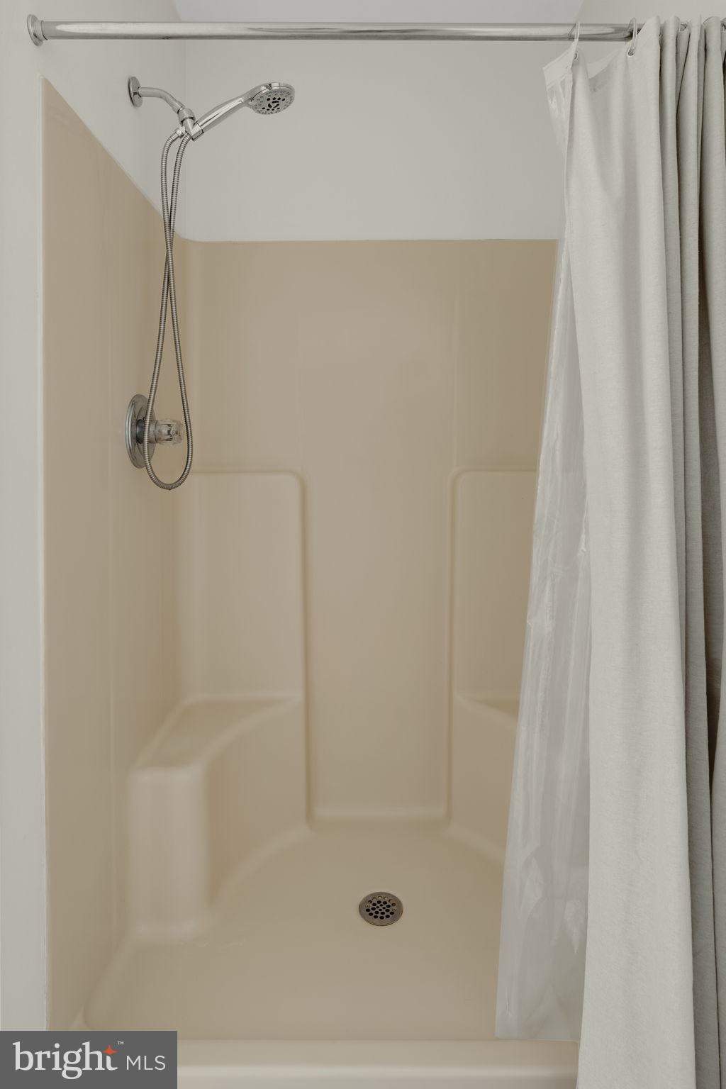 DENVER HEIGHTS - Residential