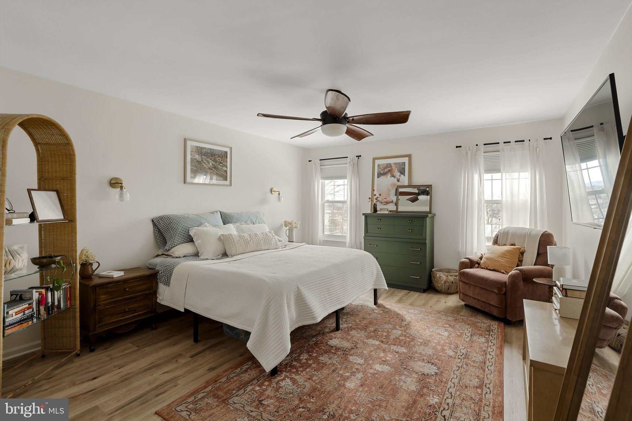 DENVER HEIGHTS - Residential