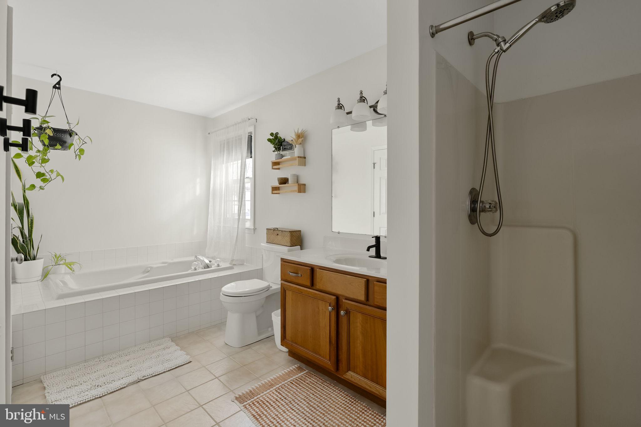 DENVER HEIGHTS - Residential