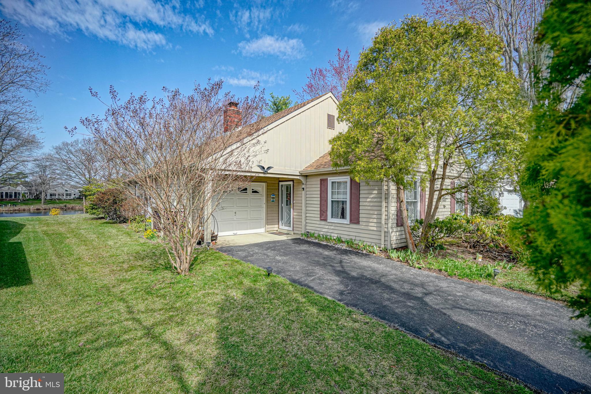 39 MARLBOROUGH DRIVE