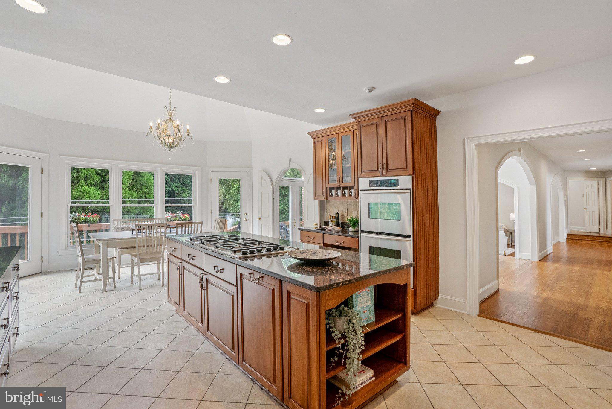 NORMANDIE FARM - Residential