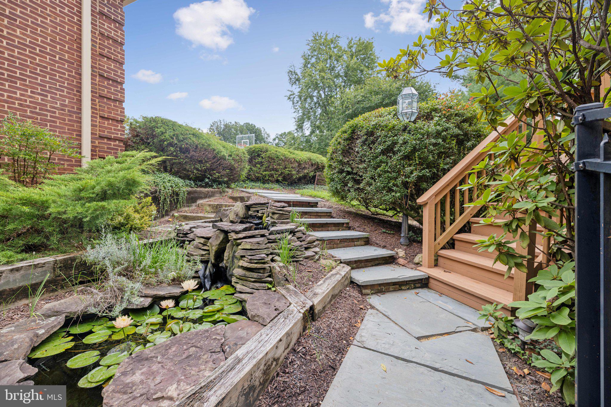 NORMANDIE FARM - Residential