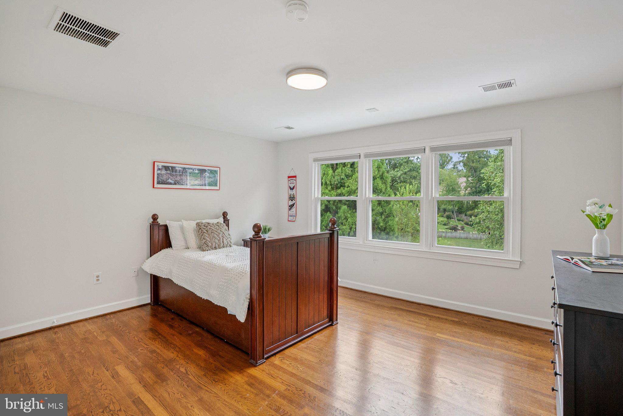 NORMANDIE FARM - Residential