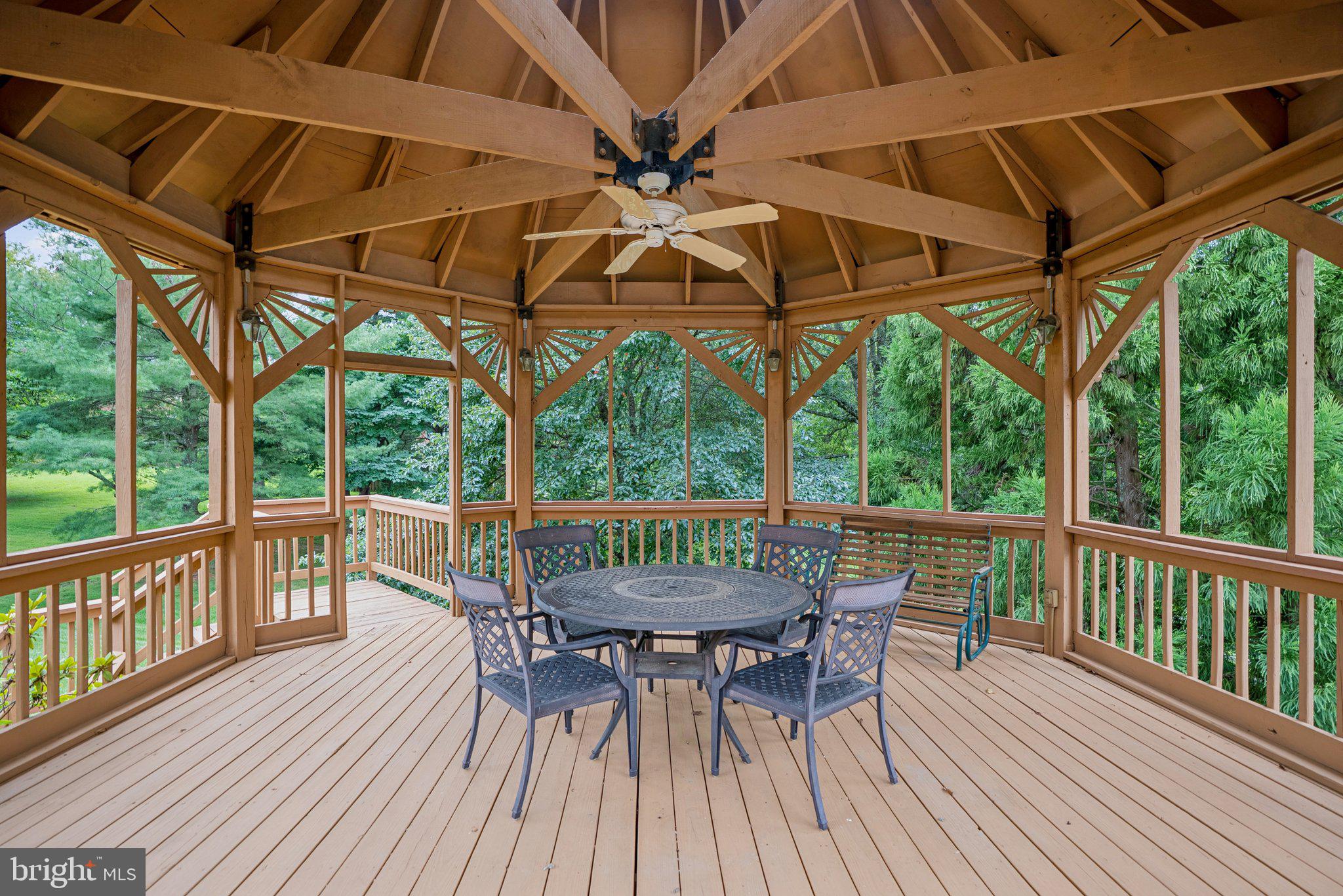 NORMANDIE FARM - Residential