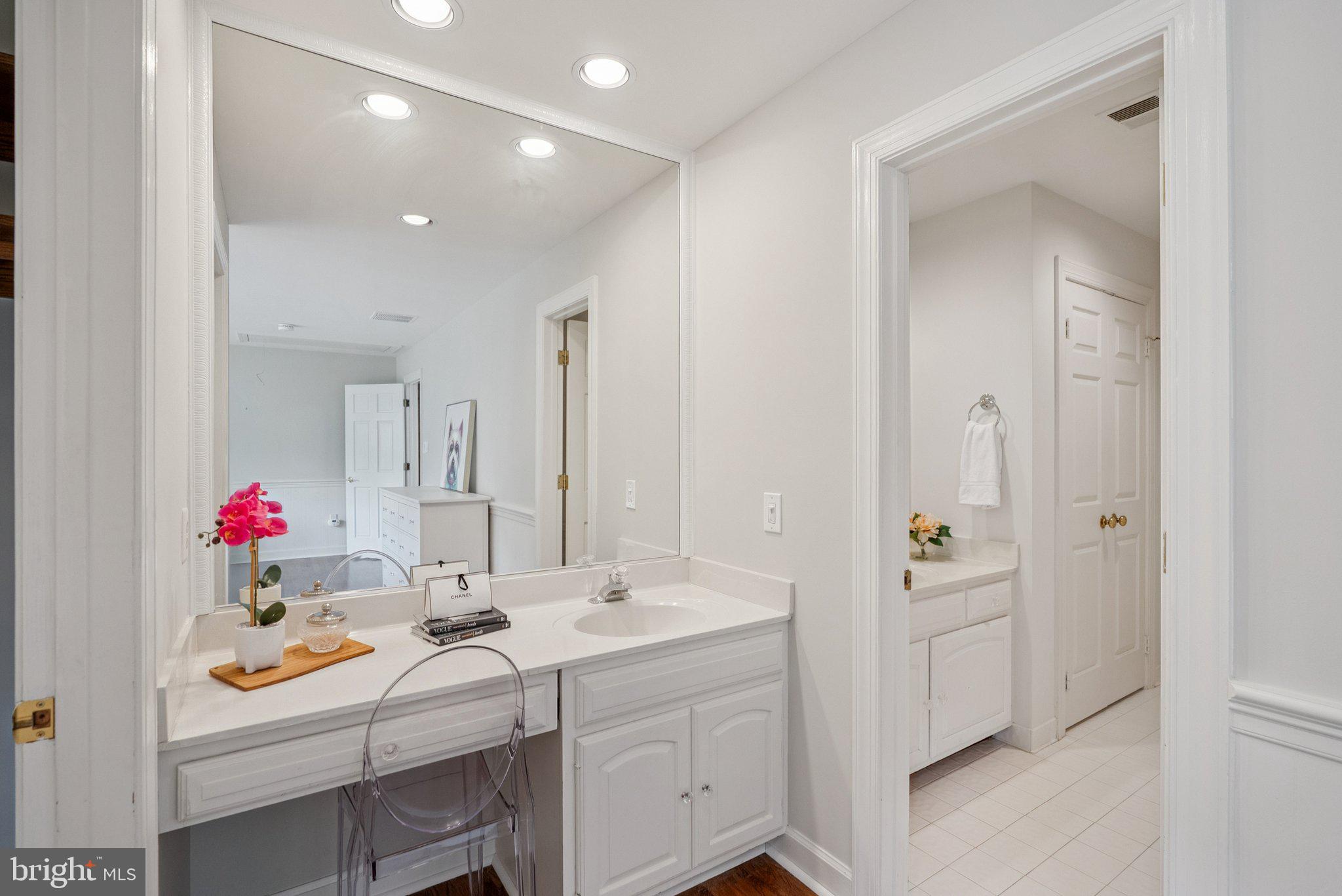 NORMANDIE FARM - Residential