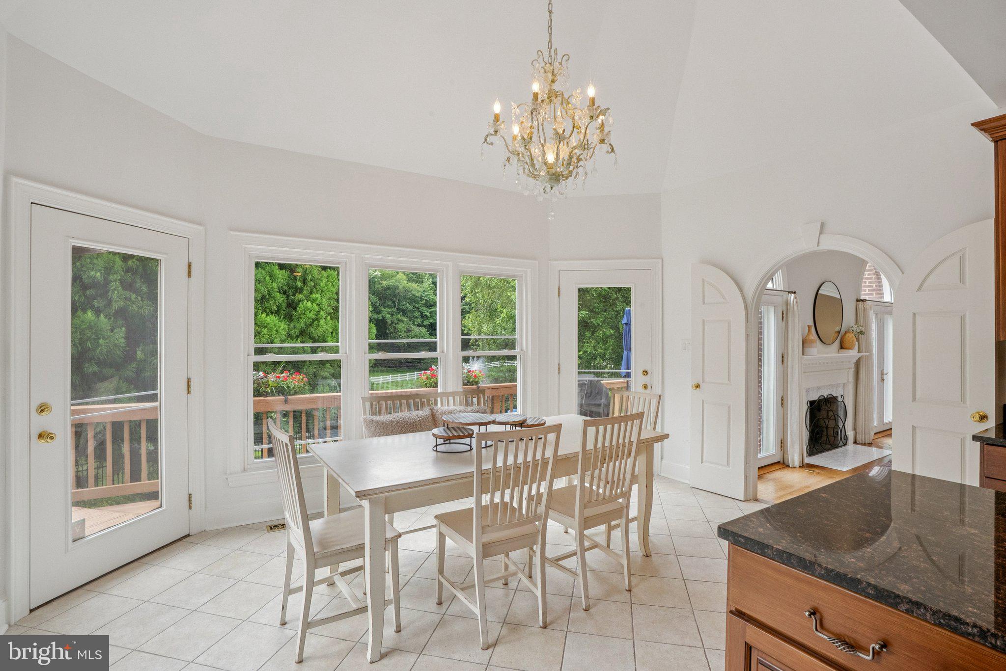 NORMANDIE FARM - Residential