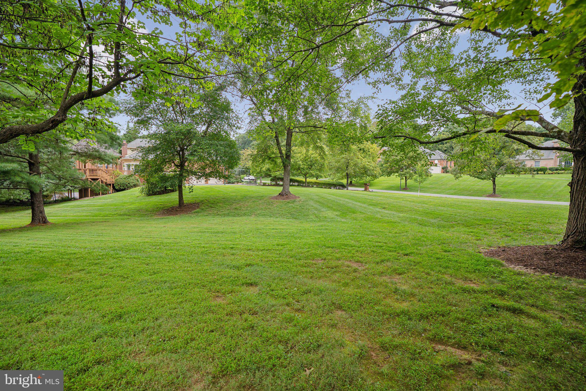 NORMANDIE FARM - Residential