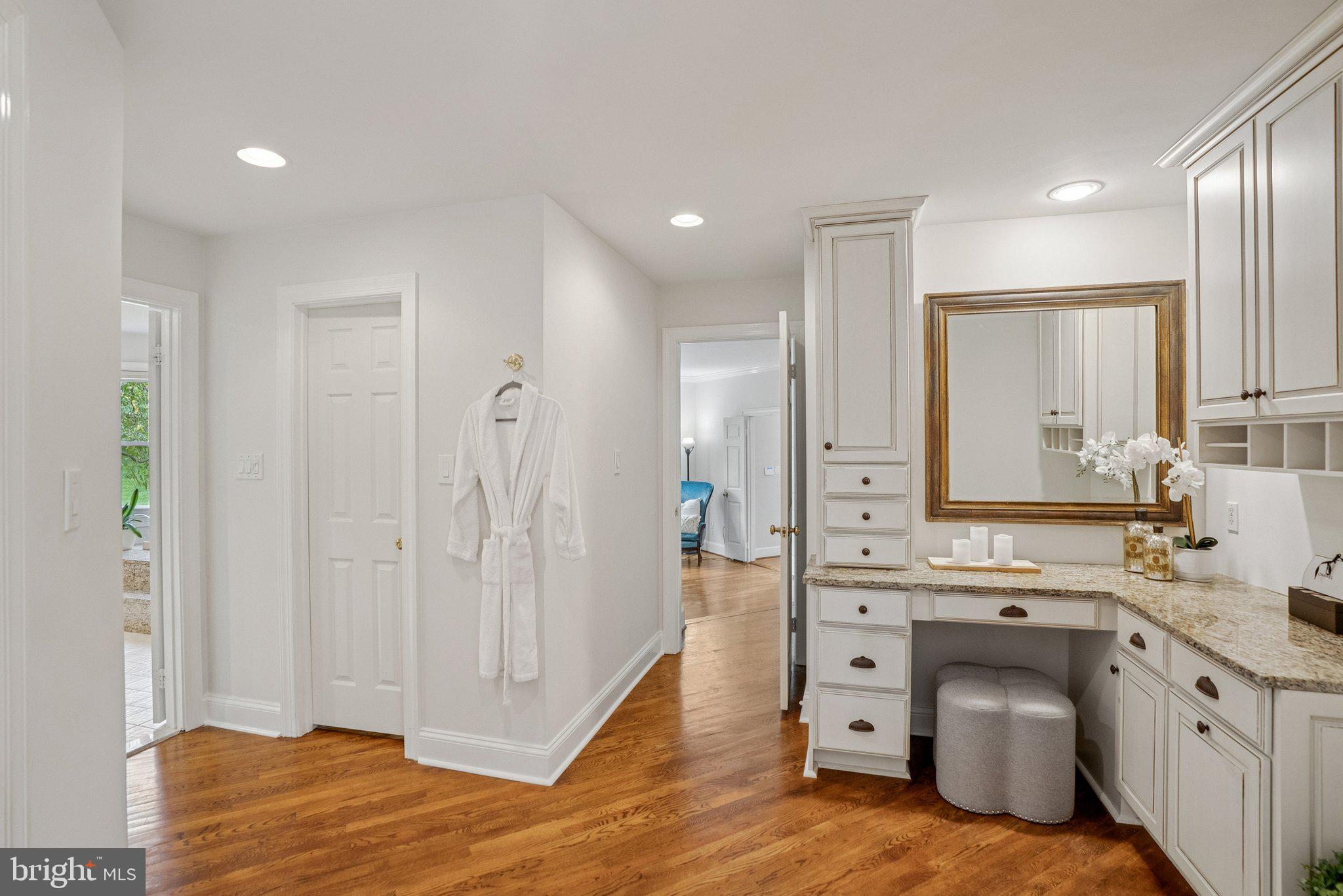 NORMANDIE FARM - Residential