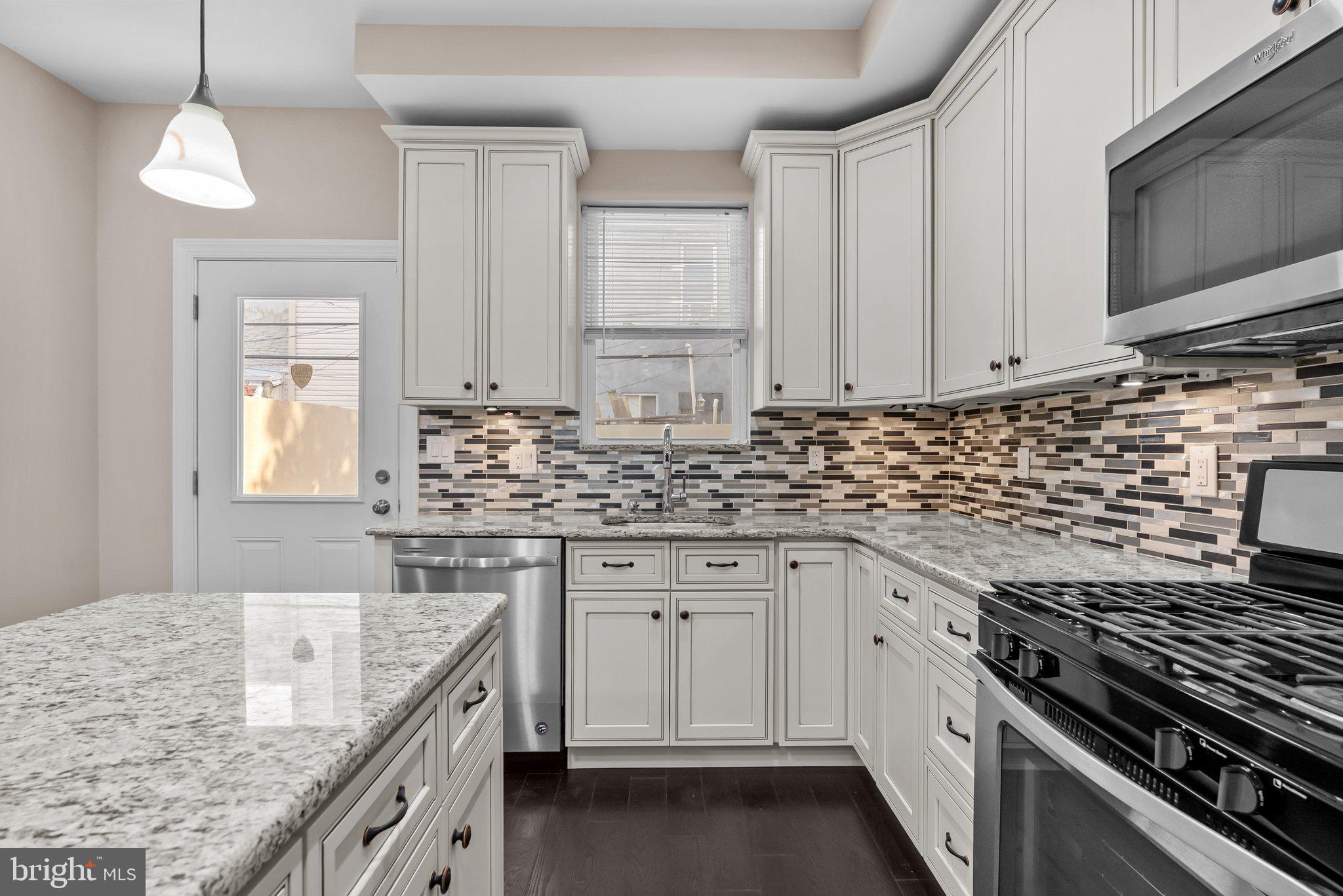 POINT BREEZE - Residential