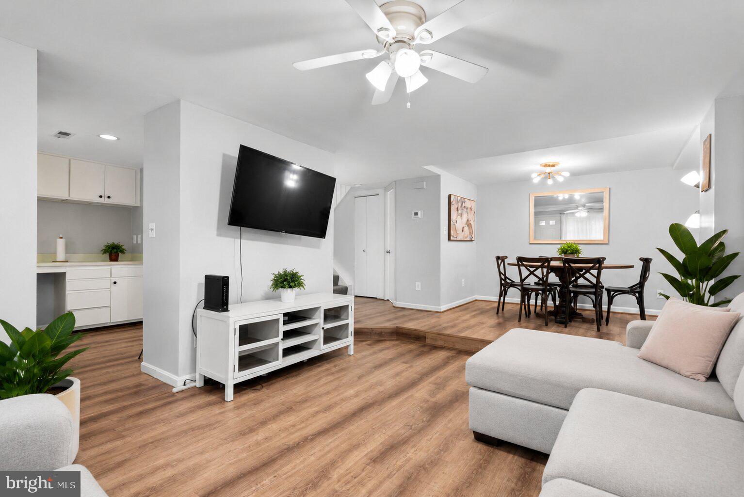 19951 DREXEL HILL CIRCLE