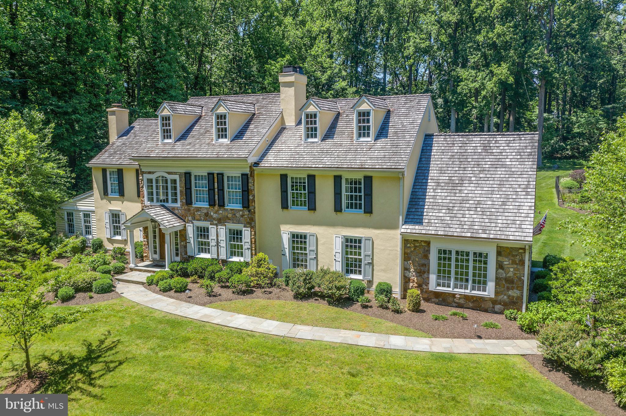 RADNOR HUNT - Residential