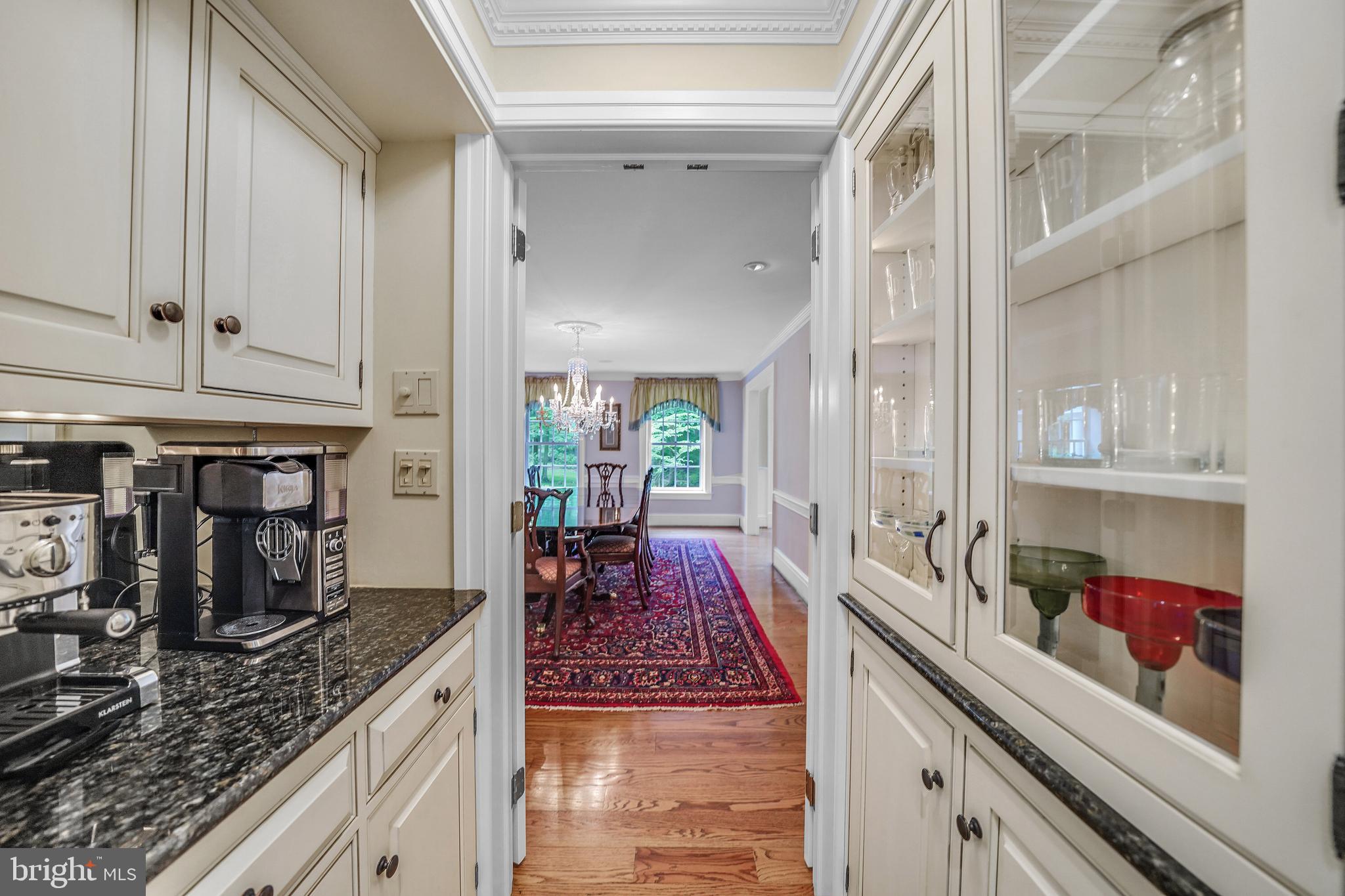 RADNOR HUNT - Residential