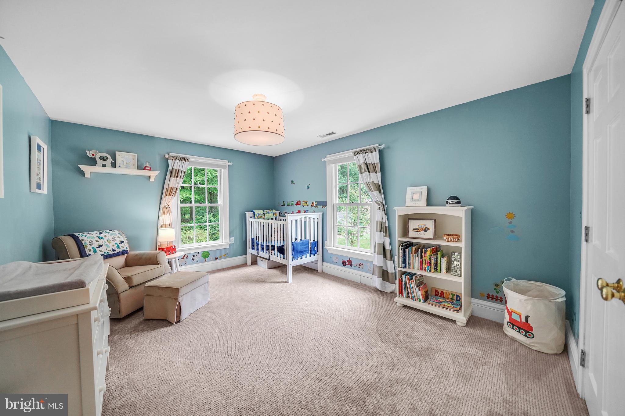 RADNOR HUNT - Residential