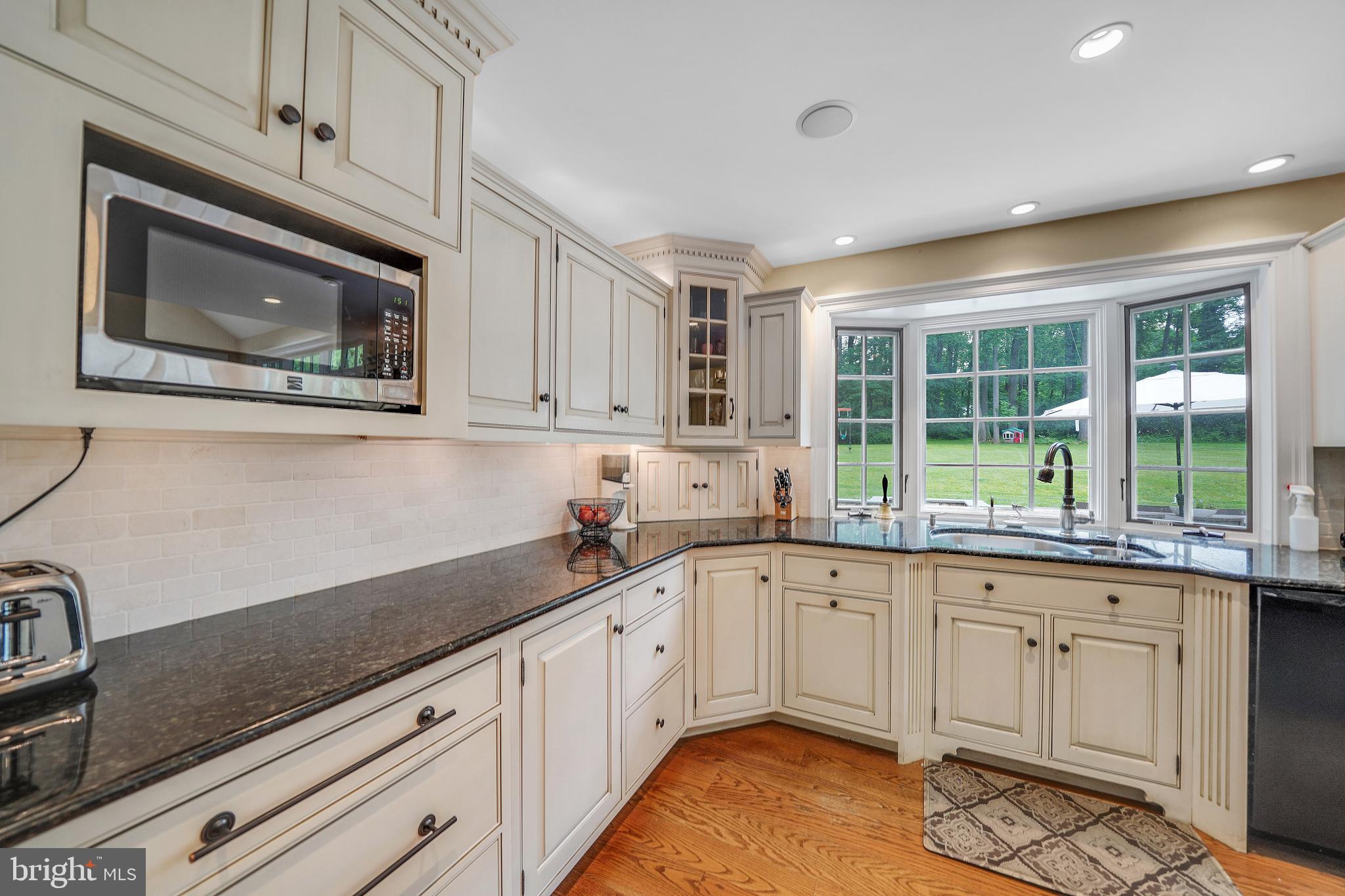 RADNOR HUNT - Residential