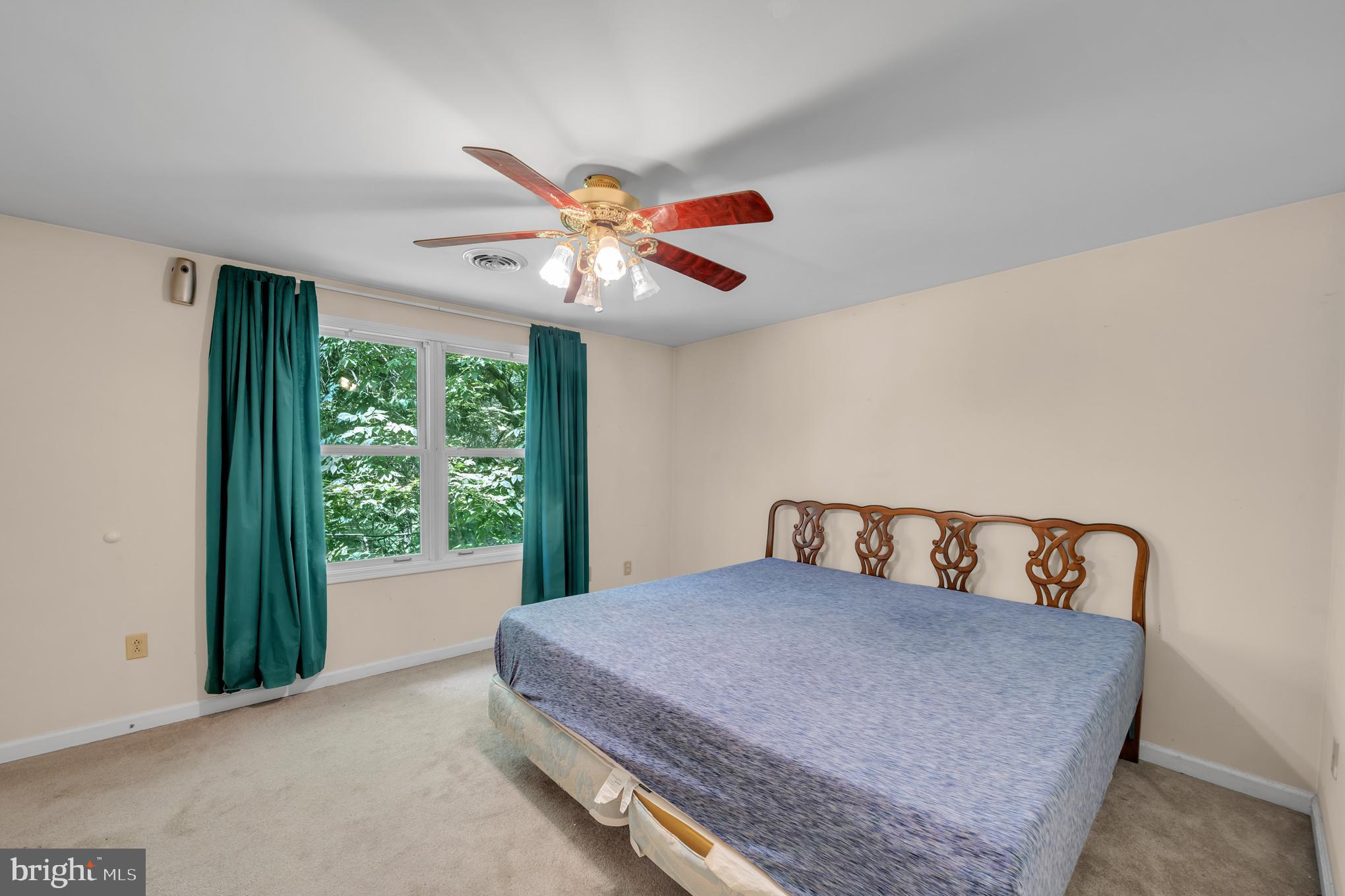 BREEZEWOOD-MORELOCK - Residential