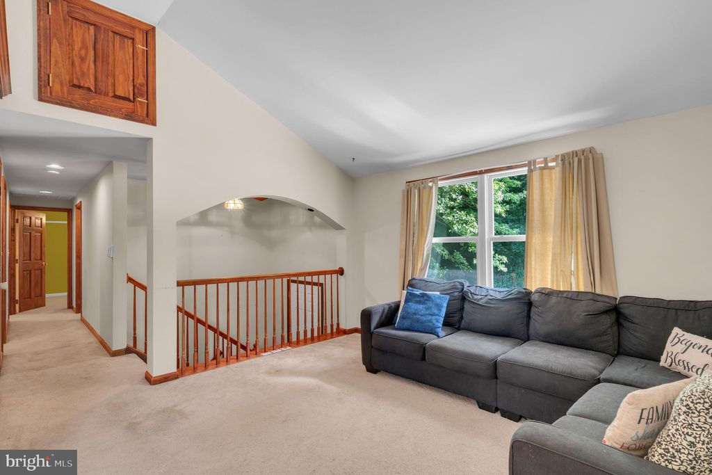 Photo of 265 Breezewood Drive, HANOVER, PA 17331 (MLS # PAYK2088062)