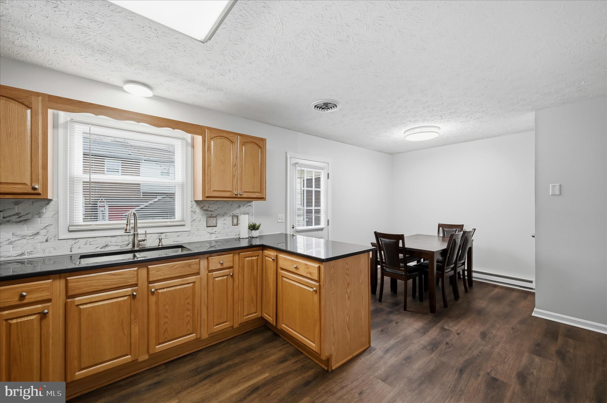 FREDERICKTOWNE TOWNHOUSE - Residential