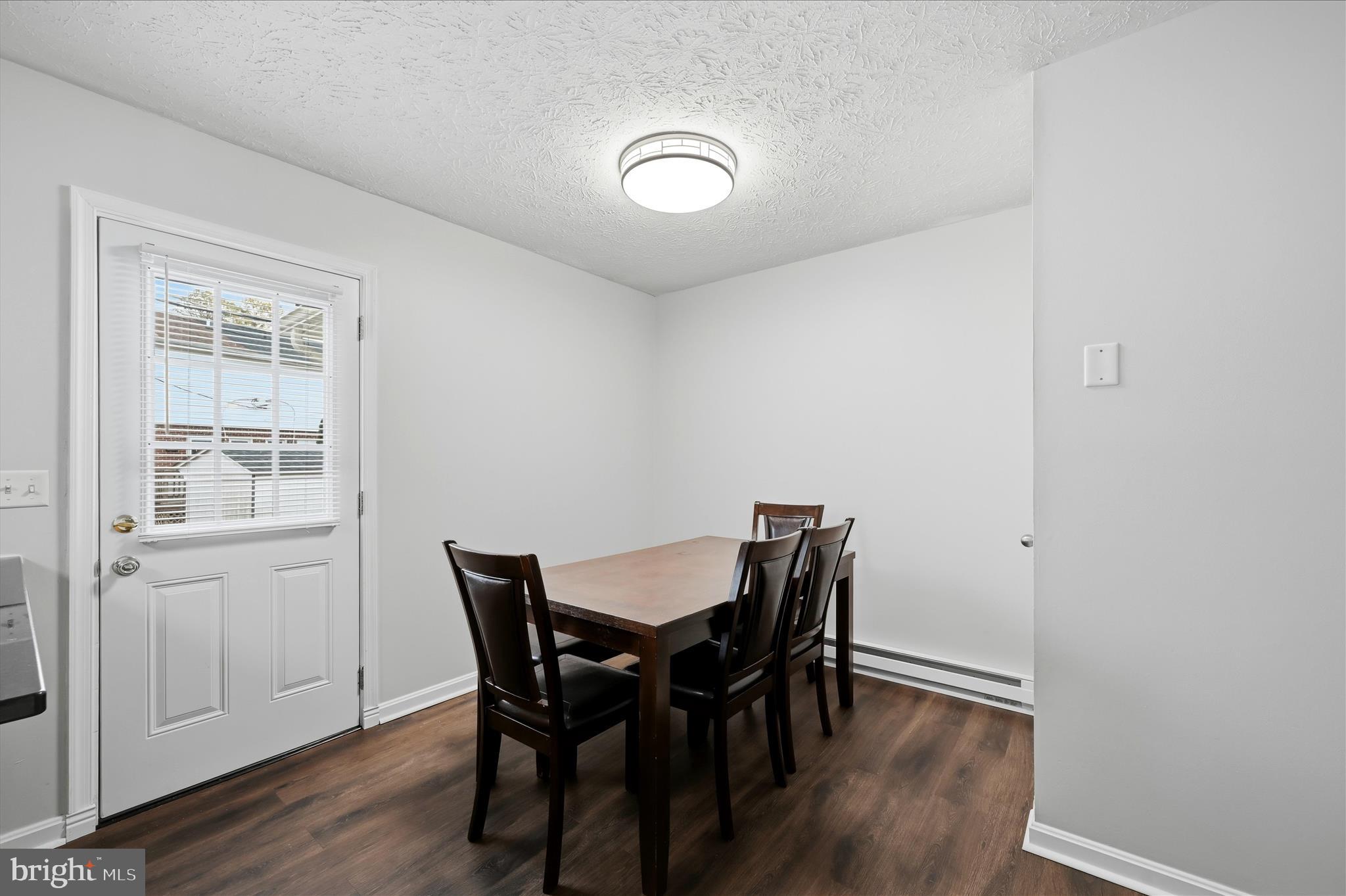 FREDERICKTOWNE TOWNHOUSE - Residential