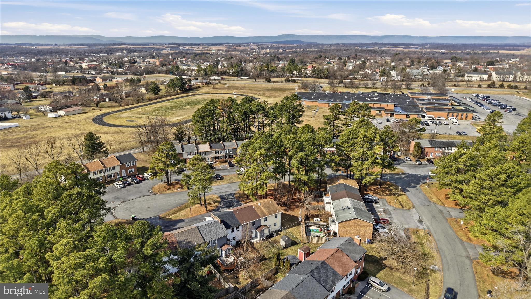 FREDERICKTOWNE TOWNHOUSE - Residential