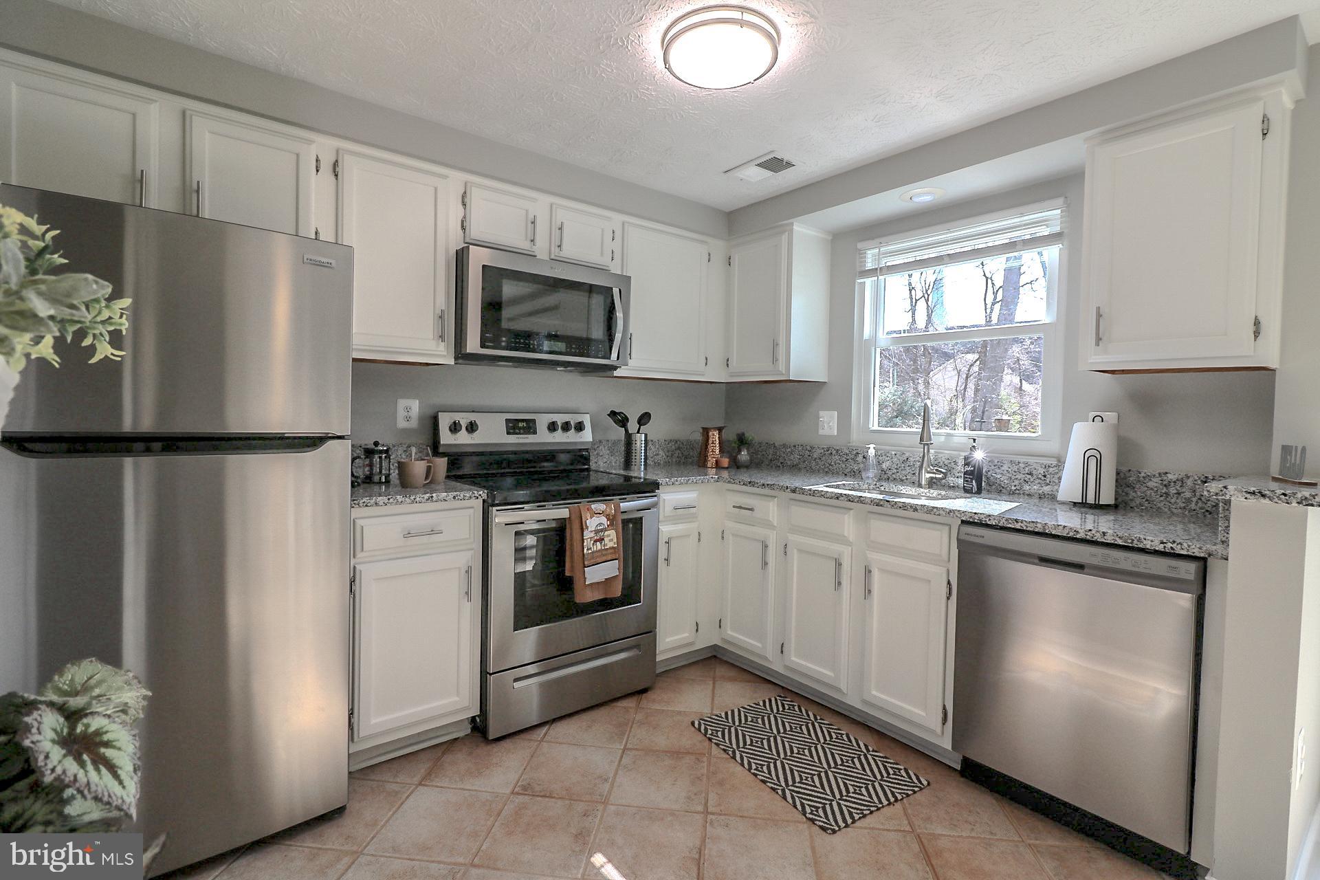 PEACHWOOD - Residential