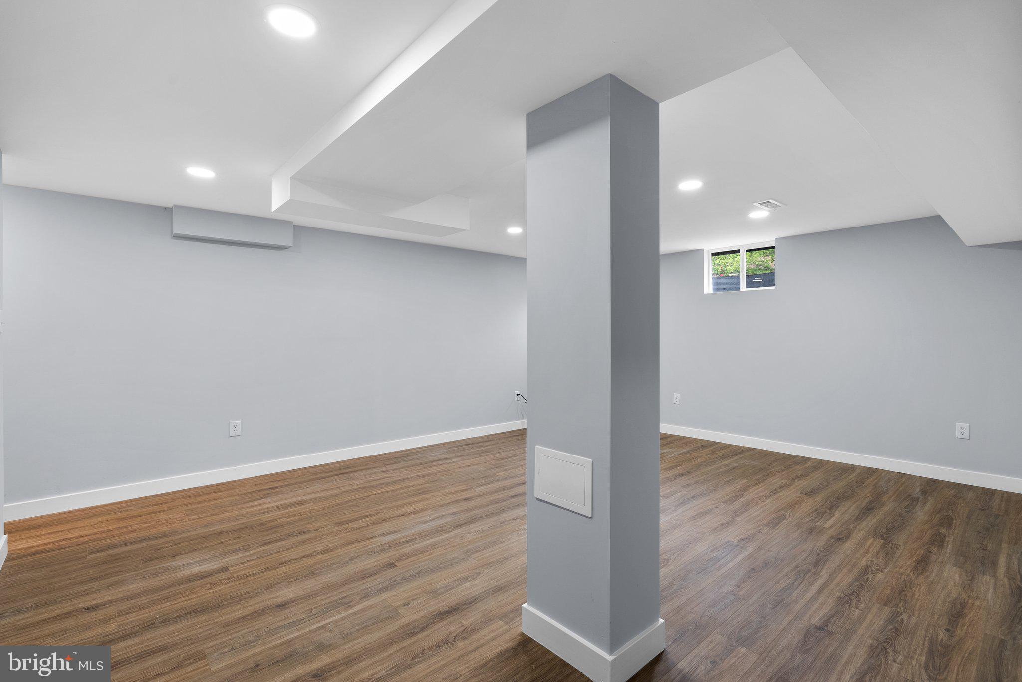 NORTHVIEW AT LAKE VILLAGE - Residential