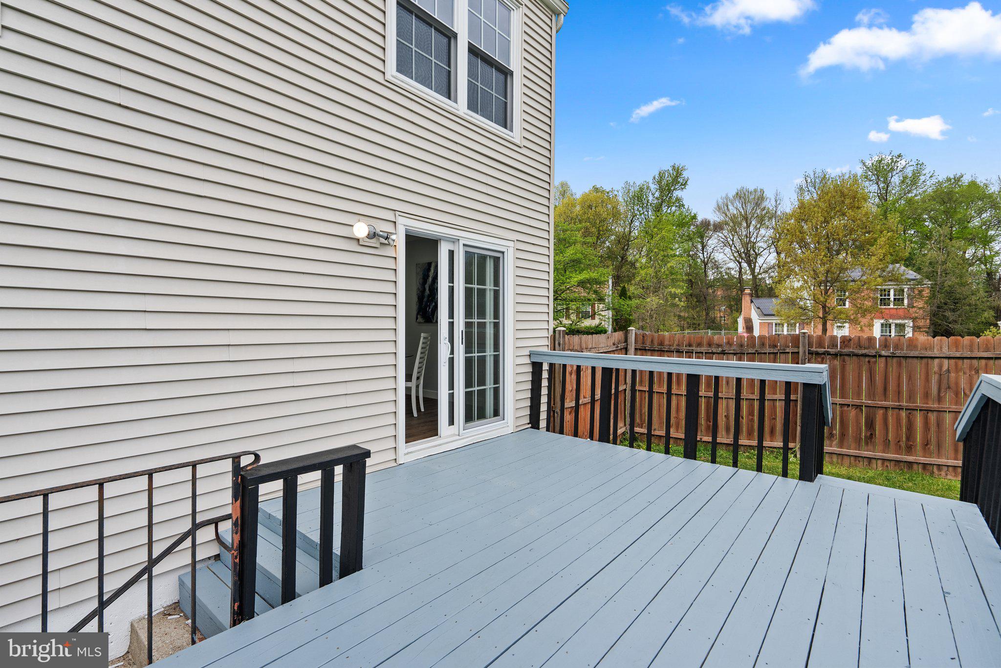 NORTHVIEW AT LAKE VILLAGE - Residential