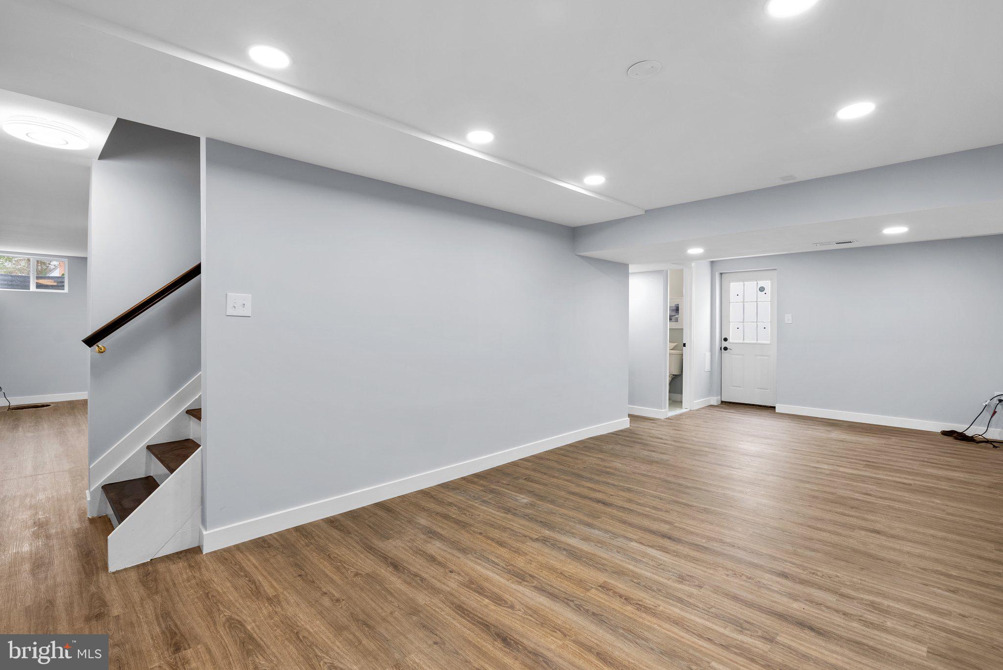 NORTHVIEW AT LAKE VILLAGE - Residential