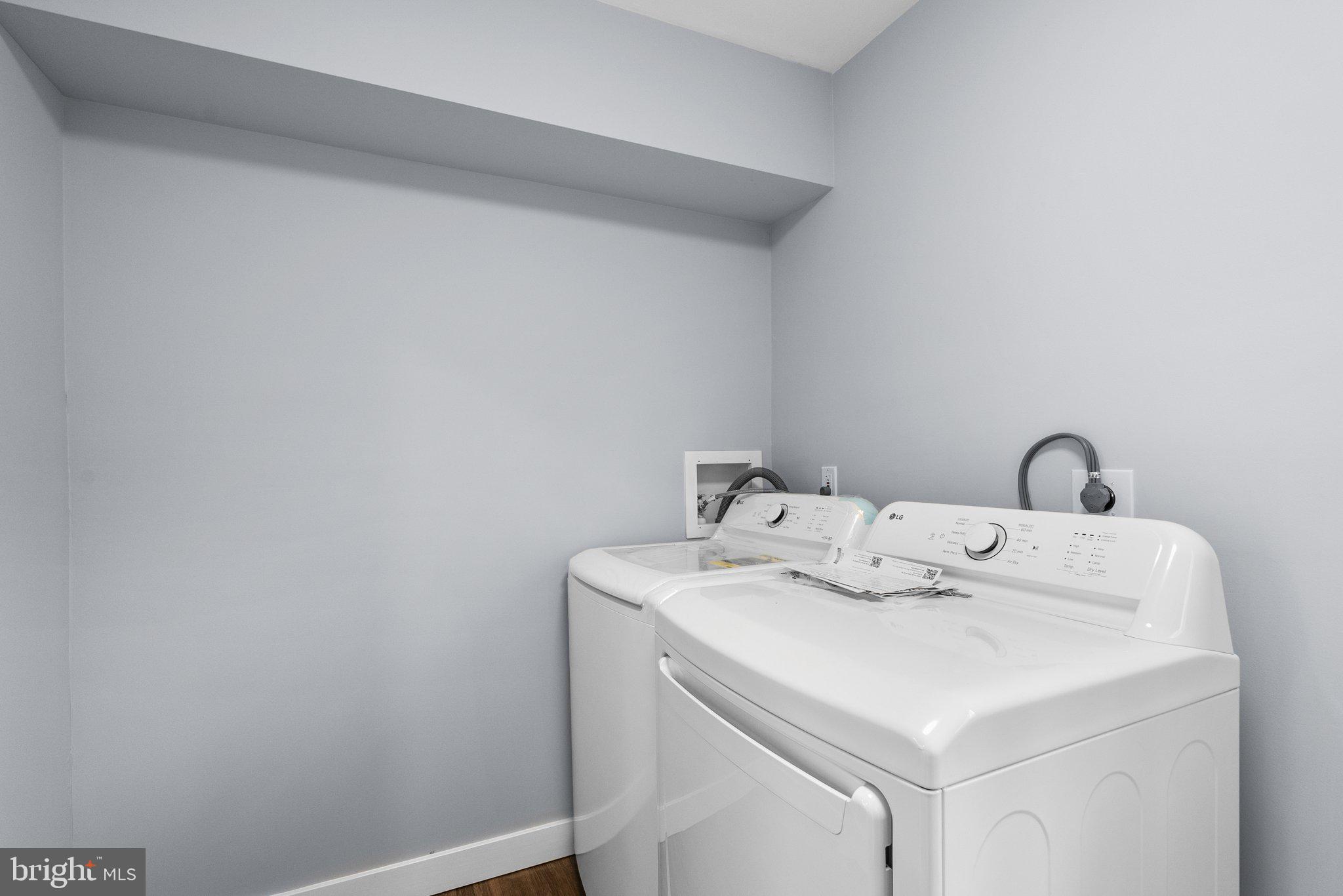 NORTHVIEW AT LAKE VILLAGE - Residential