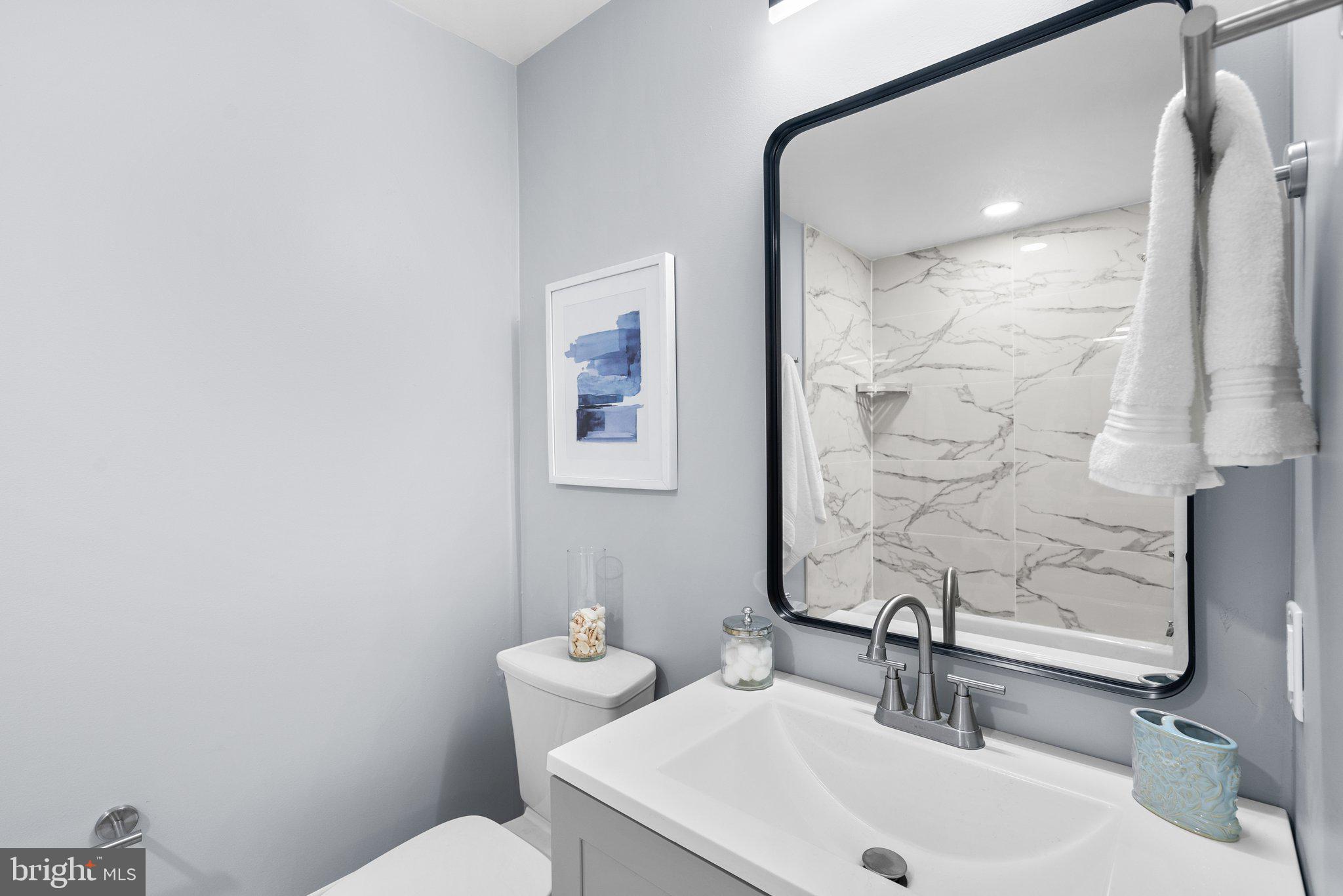 NORTHVIEW AT LAKE VILLAGE - Residential