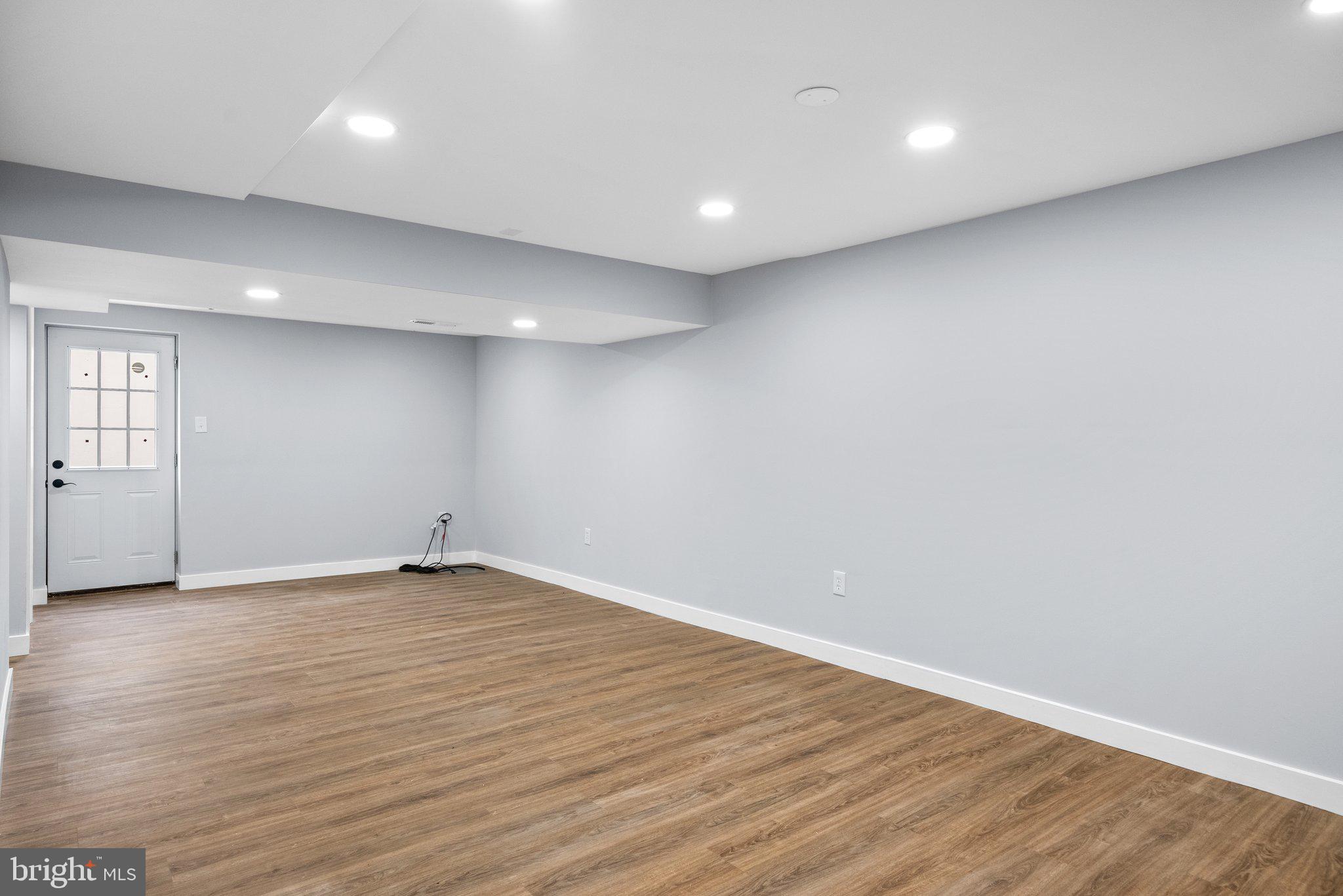 NORTHVIEW AT LAKE VILLAGE - Residential