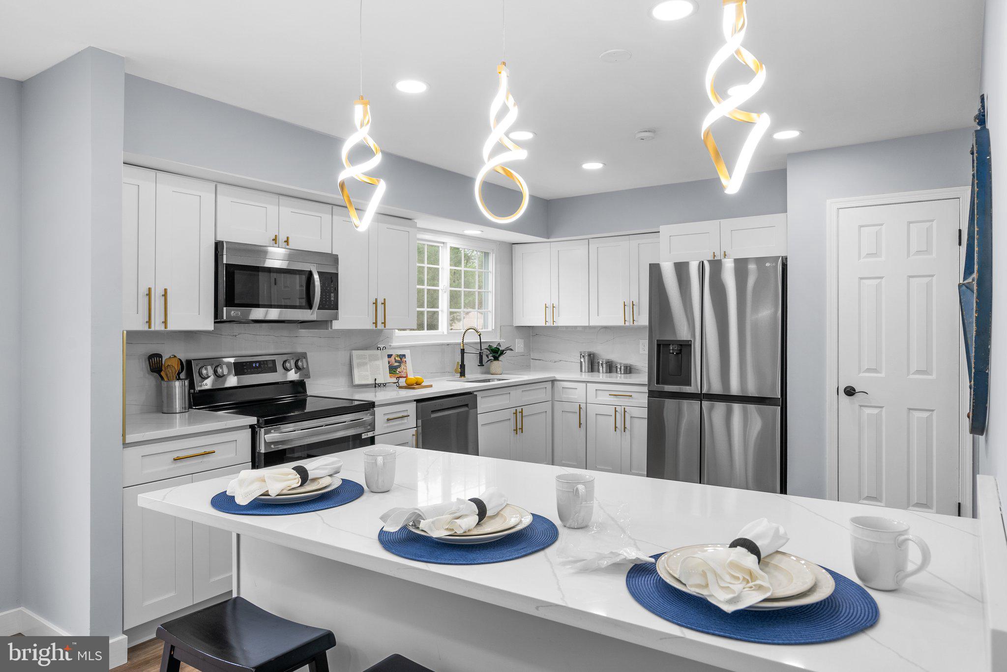 NORTHVIEW AT LAKE VILLAGE - Residential