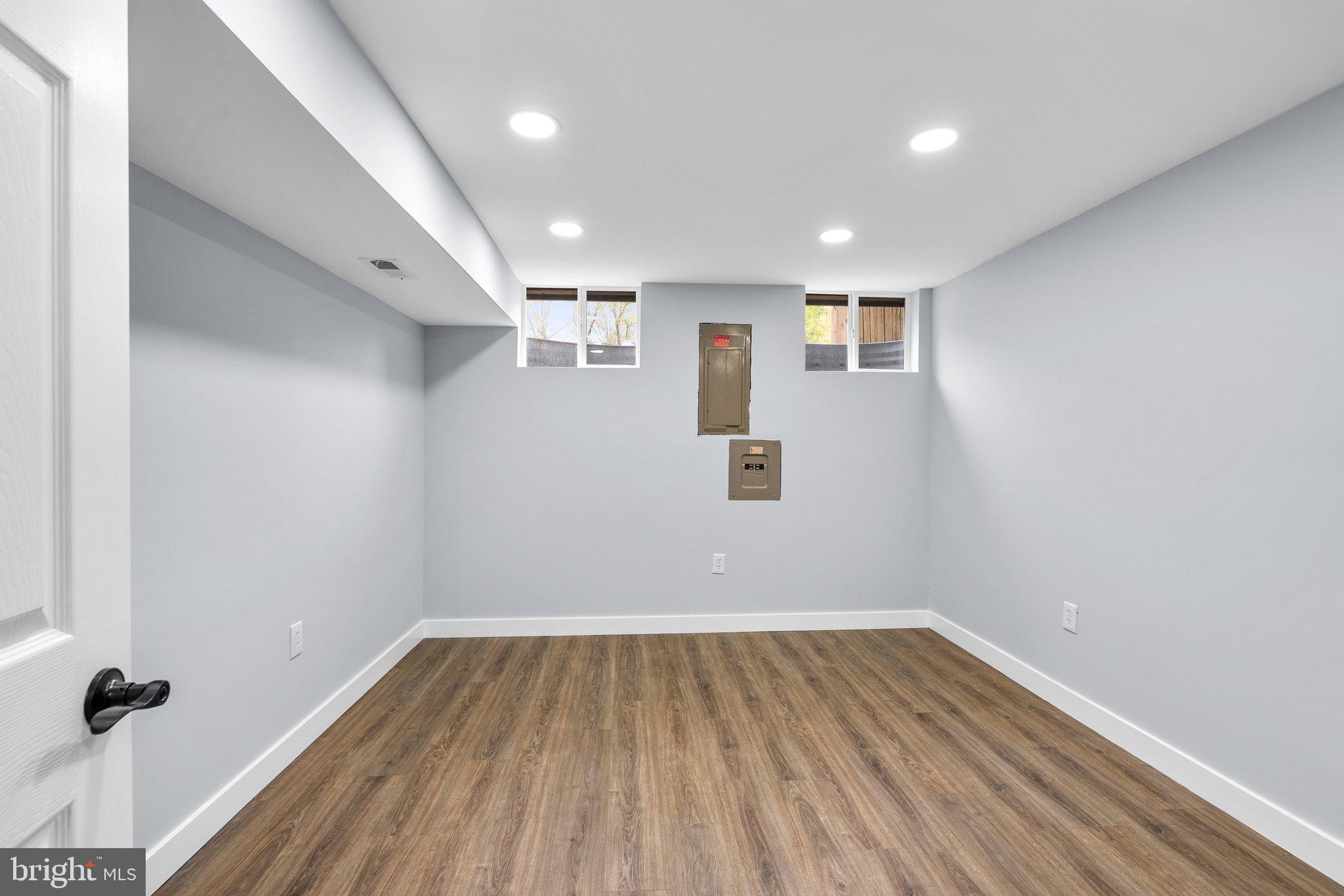 NORTHVIEW AT LAKE VILLAGE - Residential