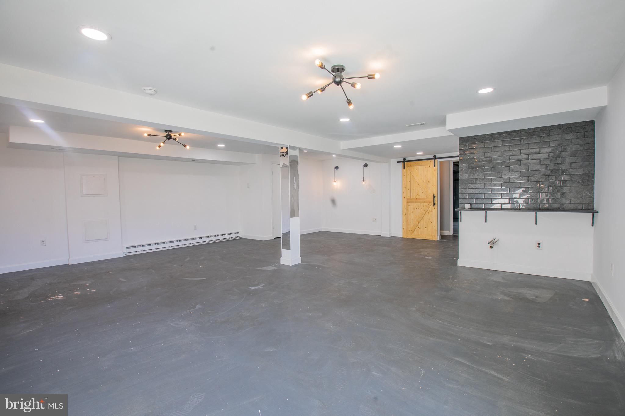 GAITHERSBURG - Residential Lease