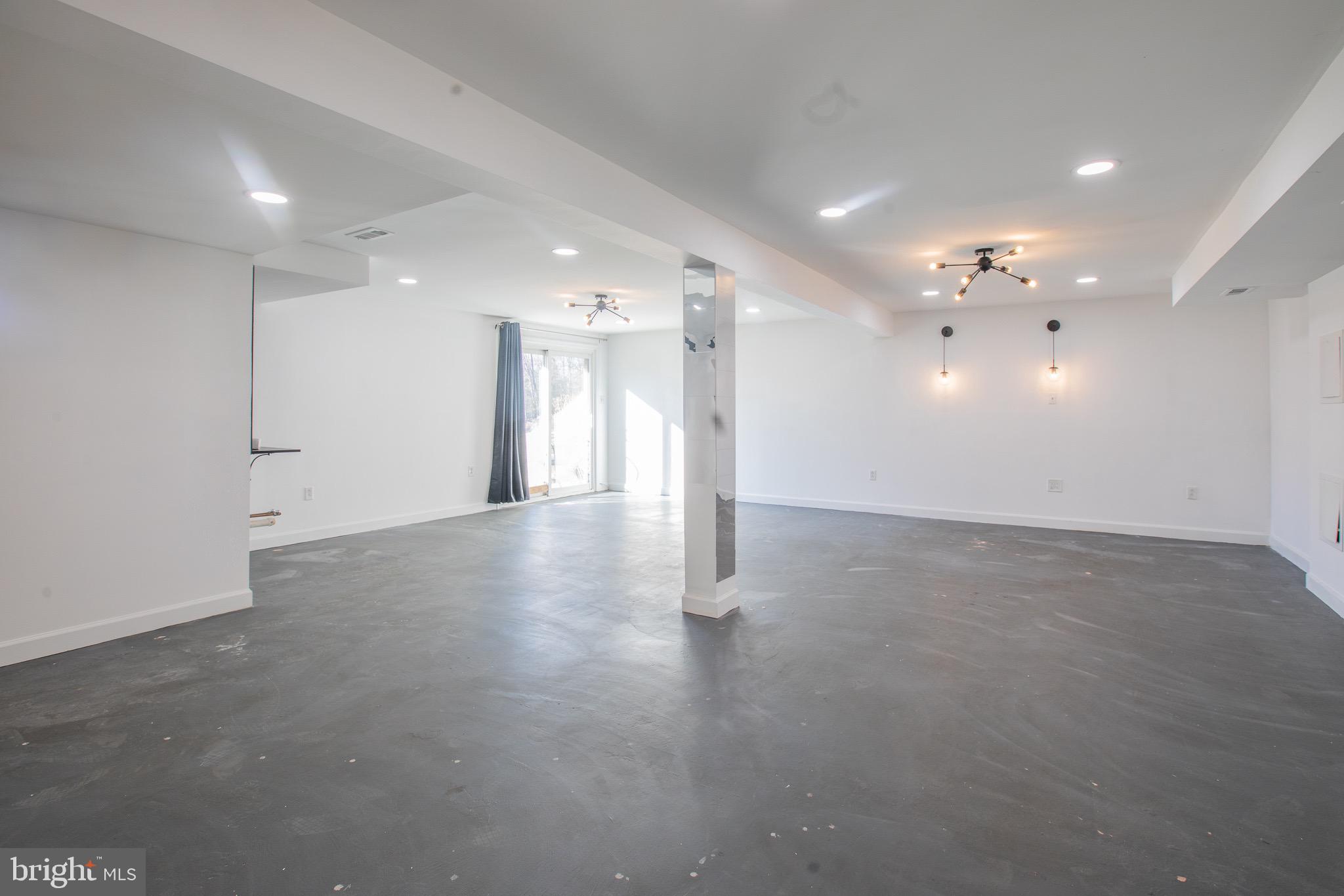 GAITHERSBURG - Residential Lease