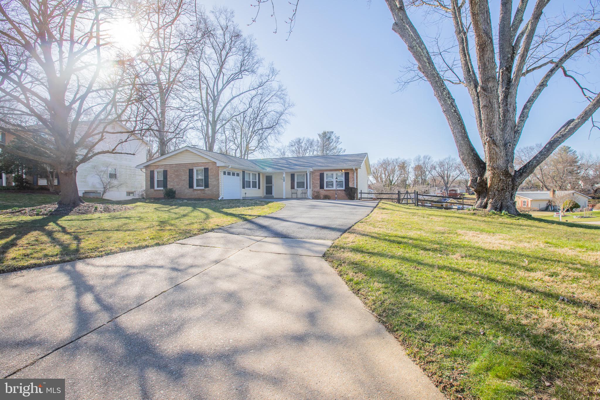 GAITHERSBURG - Residential Lease