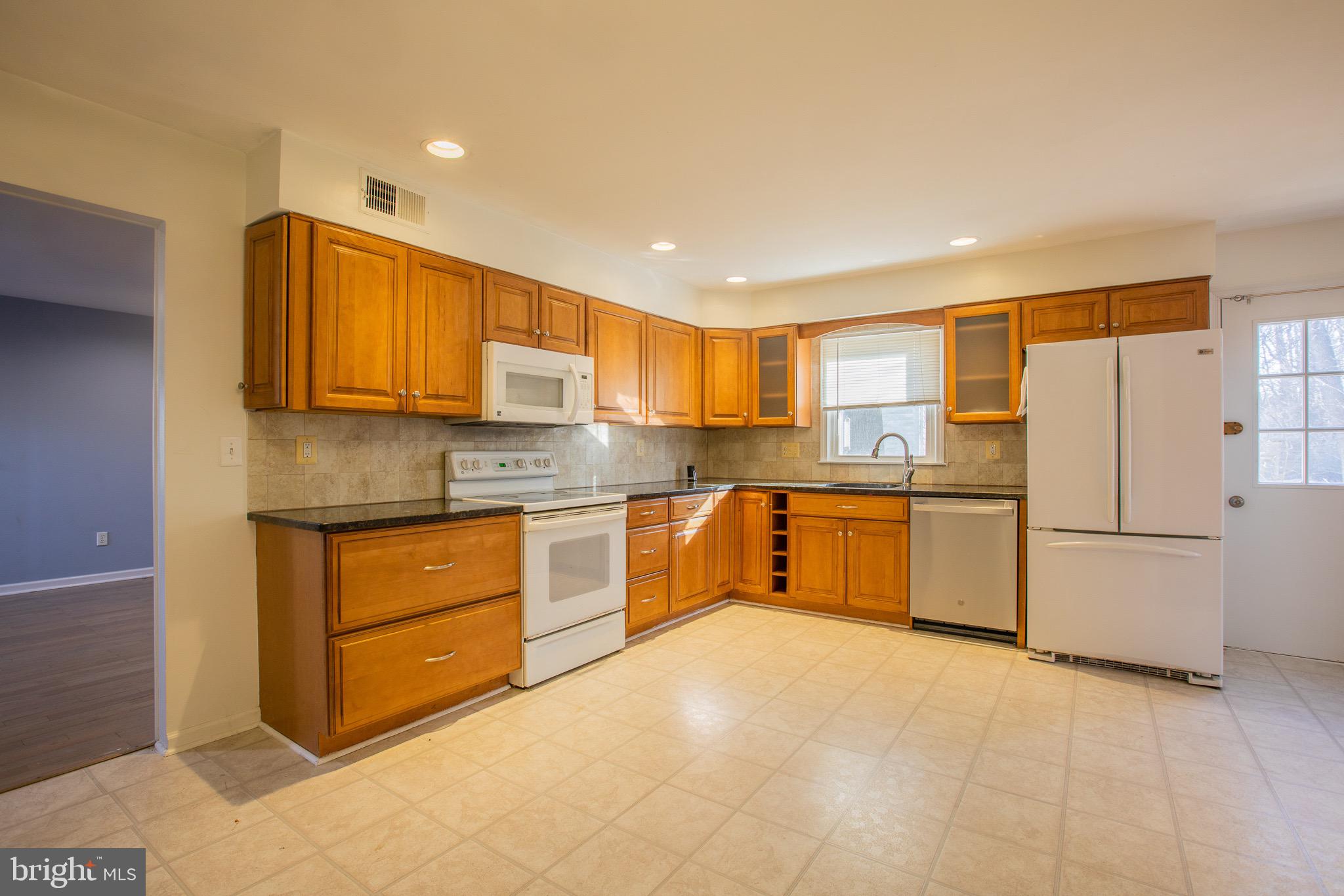 GAITHERSBURG - Residential Lease