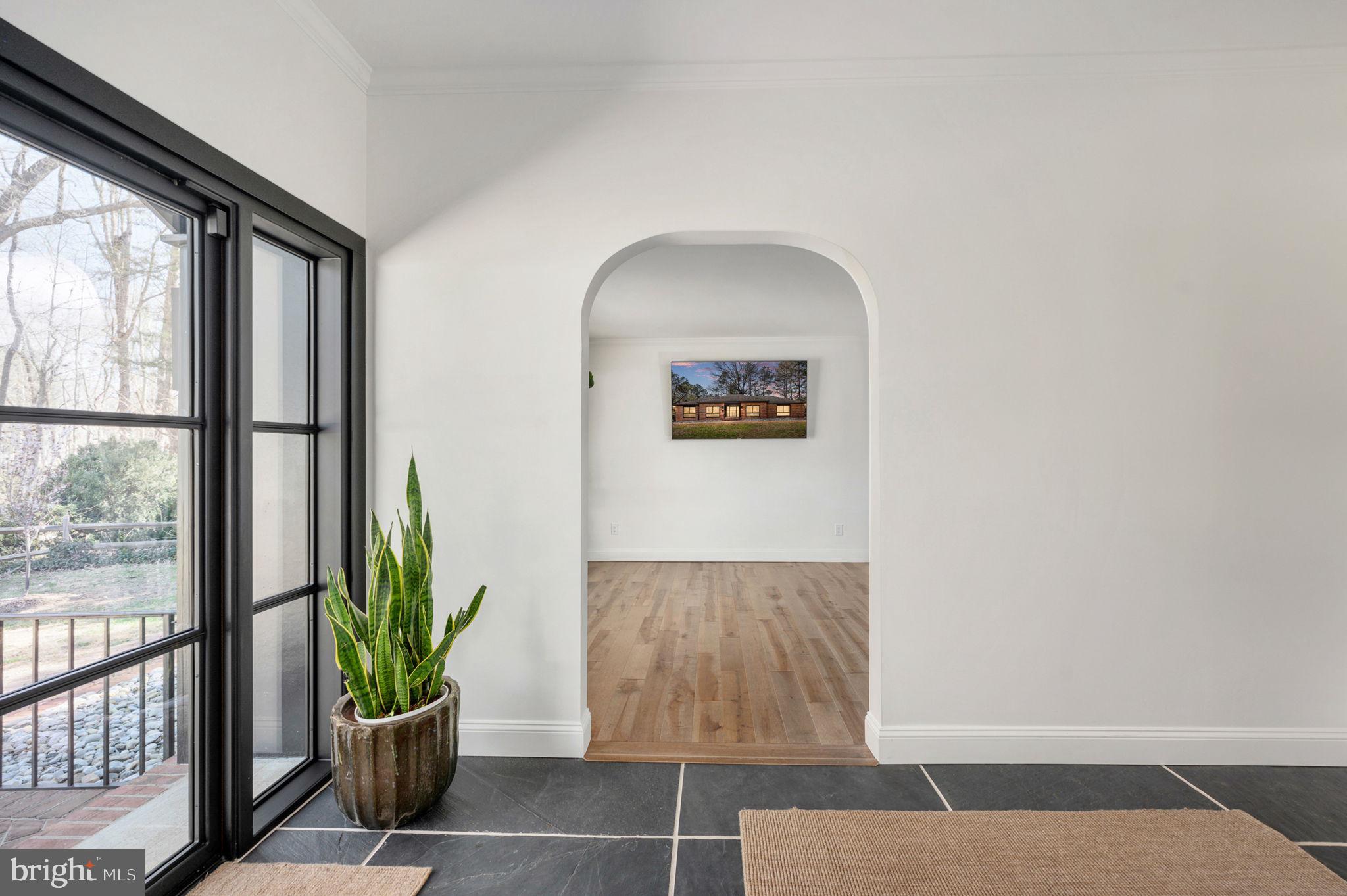 BELMONT HILLS/INGLESIDE - Residential