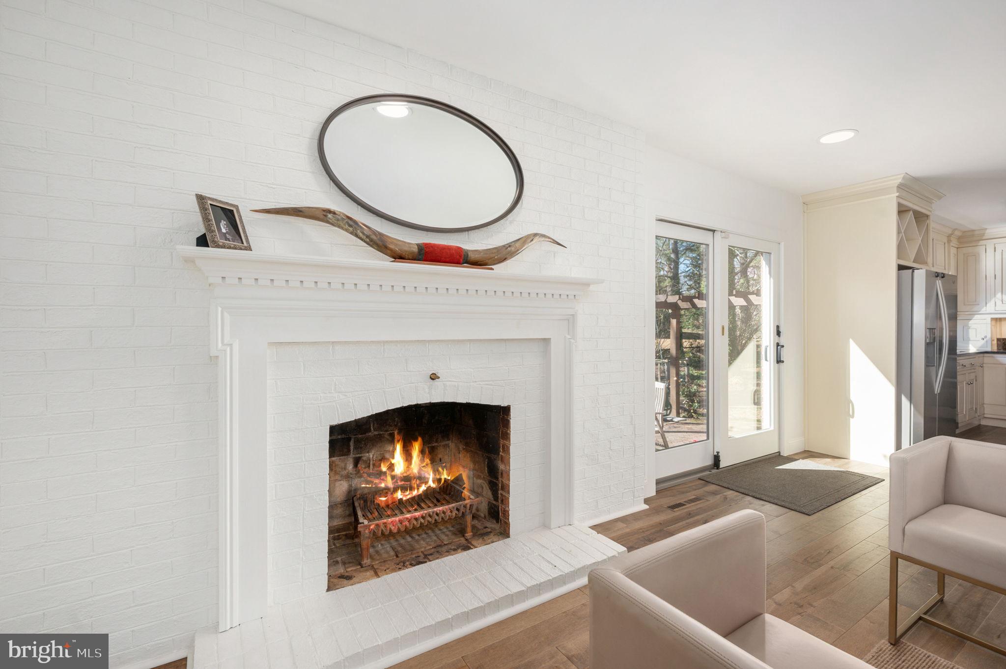 BELMONT HILLS/INGLESIDE - Residential