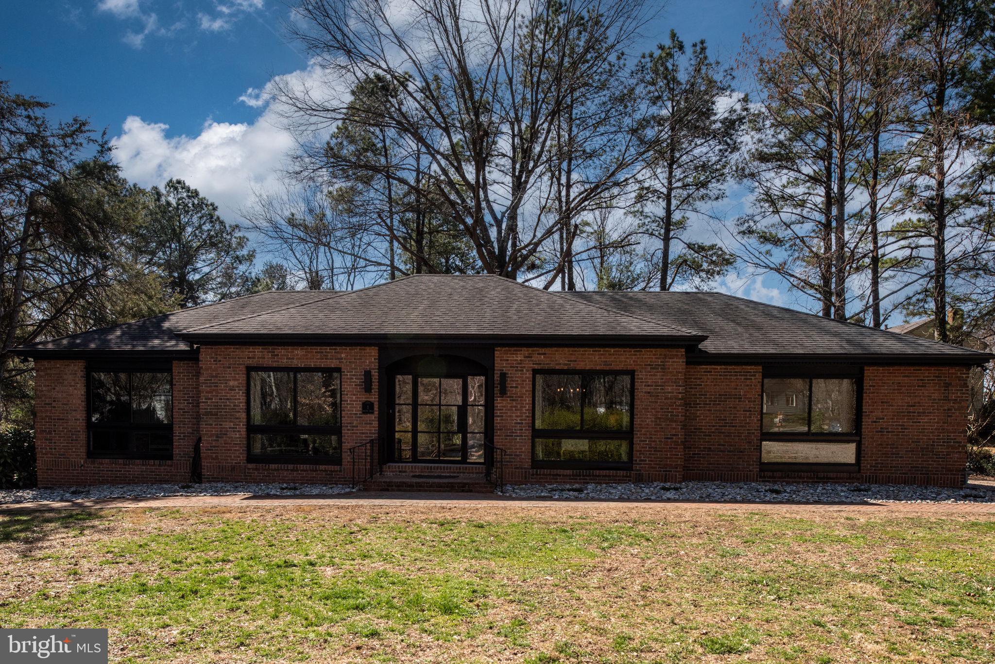 BELMONT HILLS/INGLESIDE - Residential