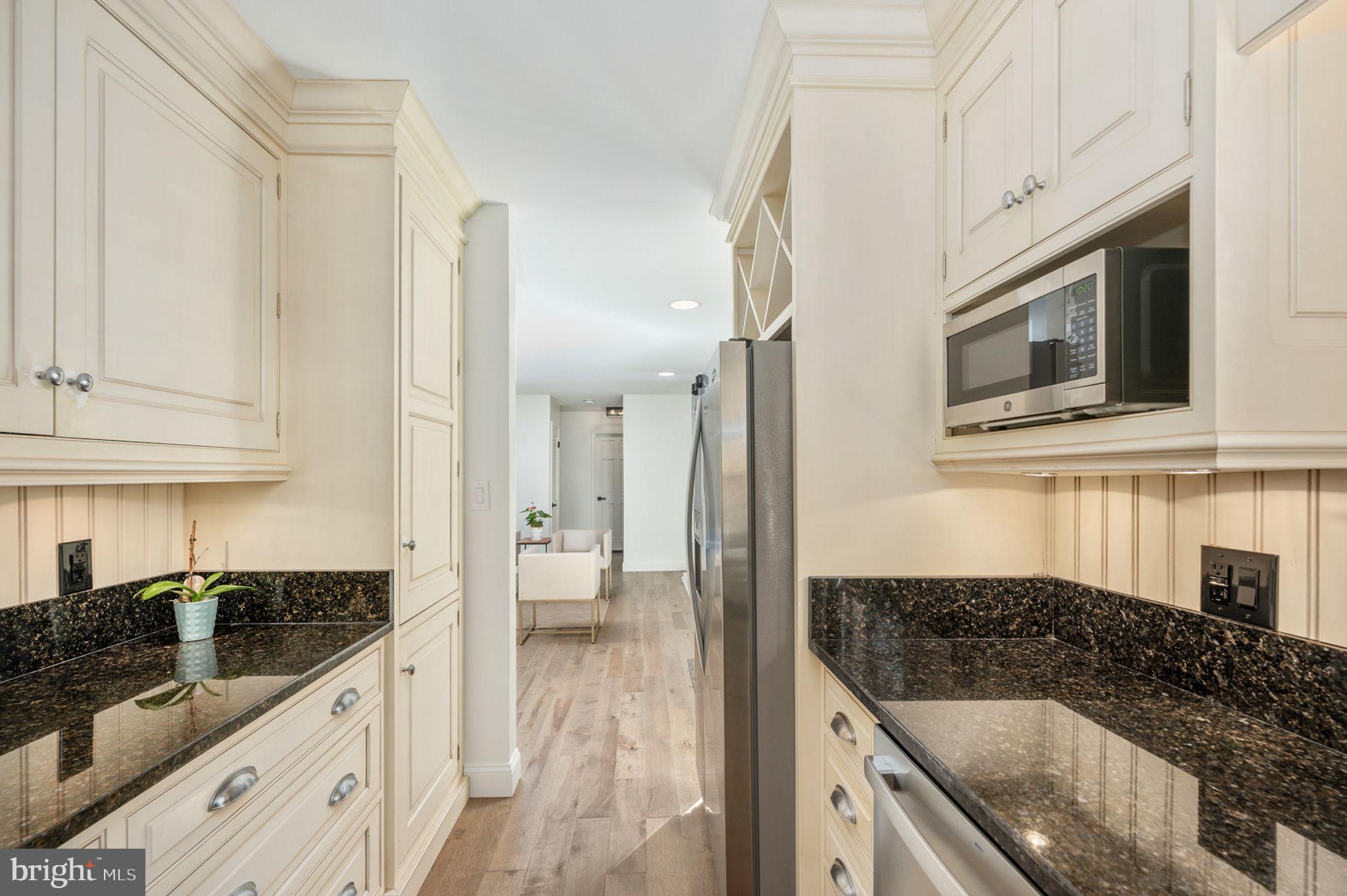 BELMONT HILLS/INGLESIDE - Residential