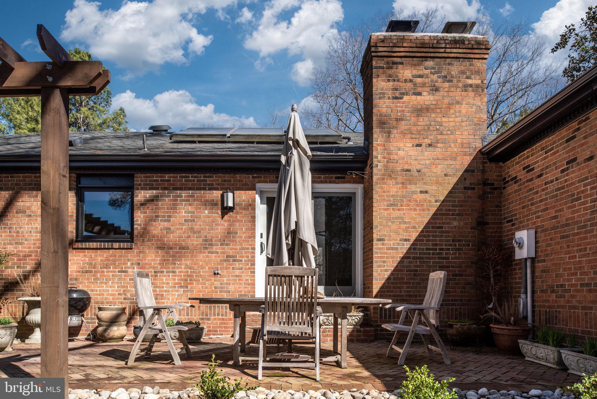 BELMONT HILLS/INGLESIDE - Residential