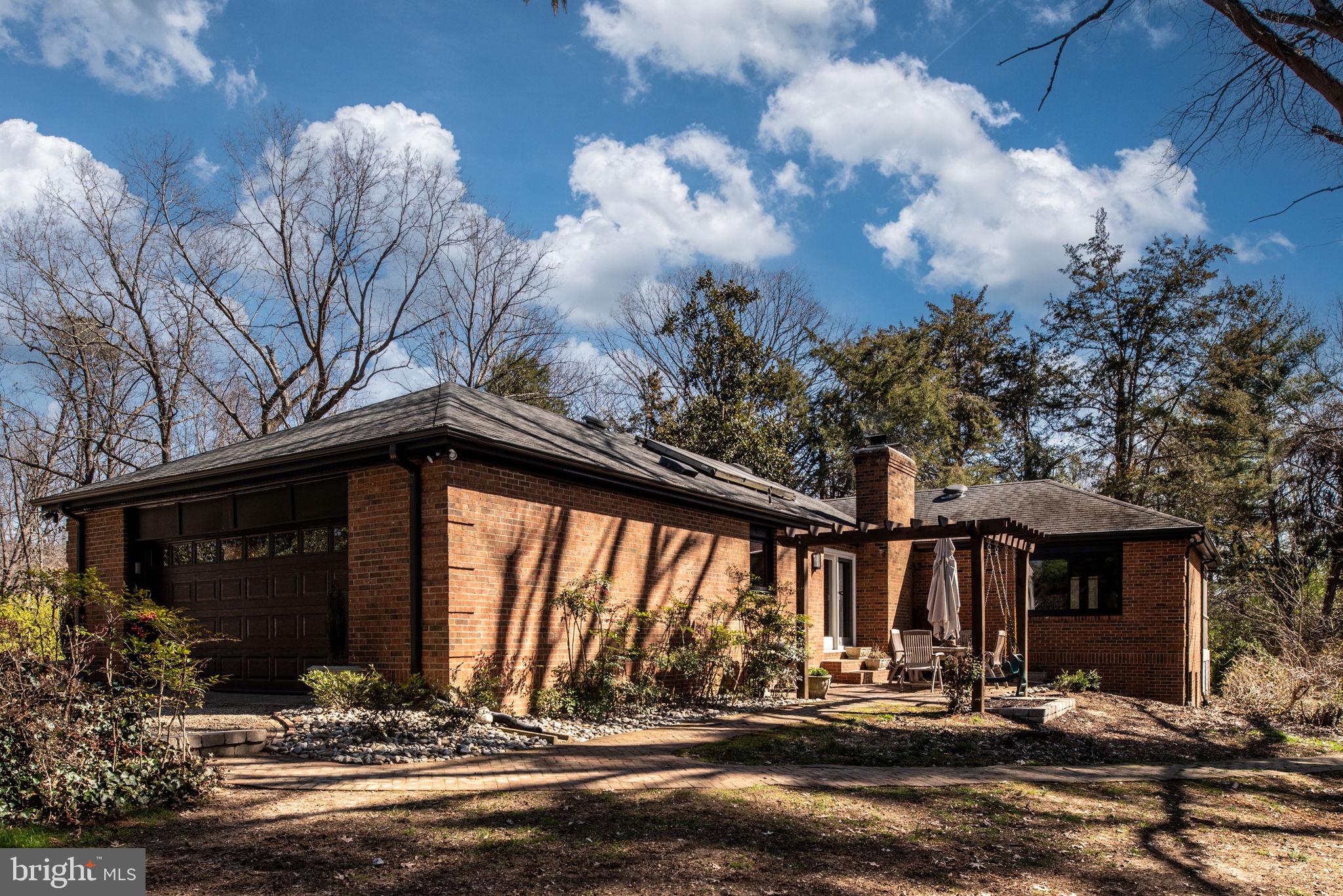 BELMONT HILLS/INGLESIDE - Residential