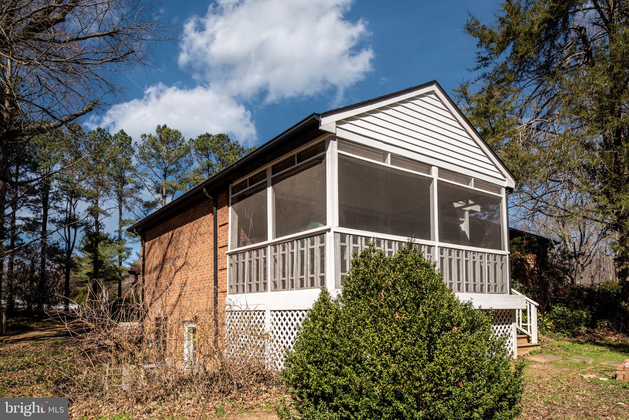 BELMONT HILLS/INGLESIDE - Residential