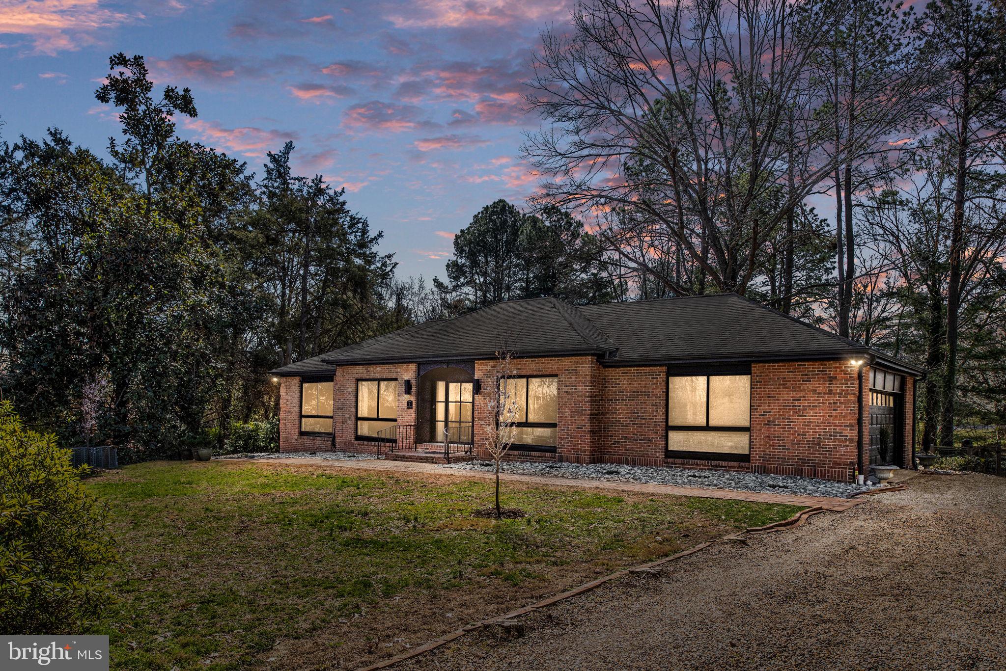 BELMONT HILLS/INGLESIDE - Residential