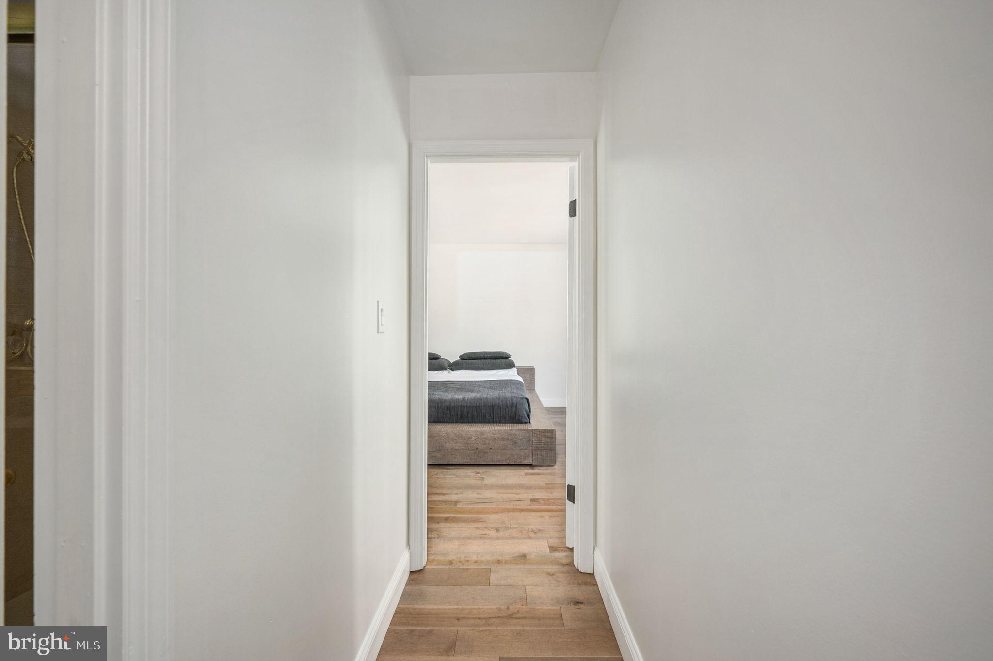 BELMONT HILLS/INGLESIDE - Residential