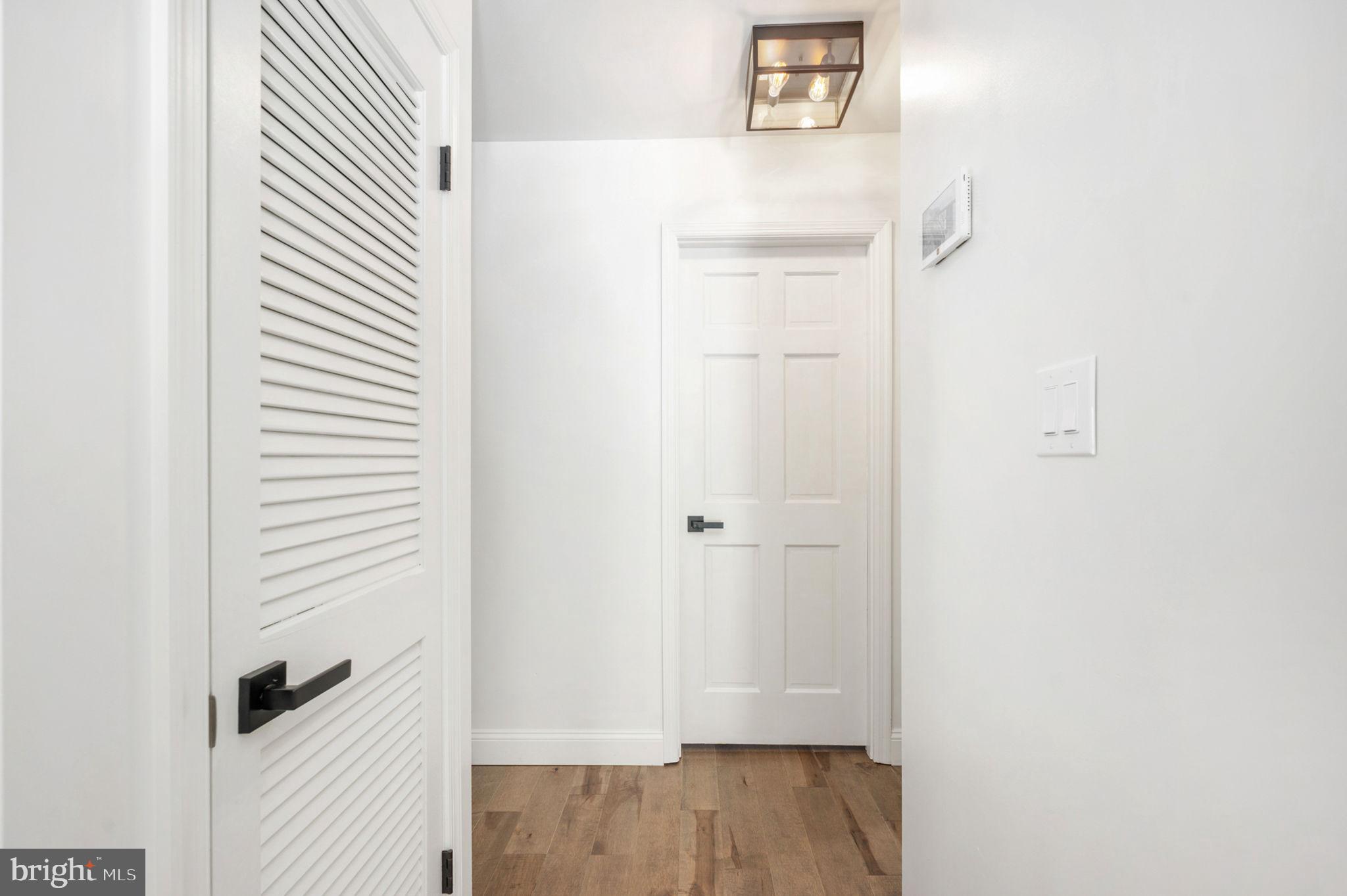 BELMONT HILLS/INGLESIDE - Residential