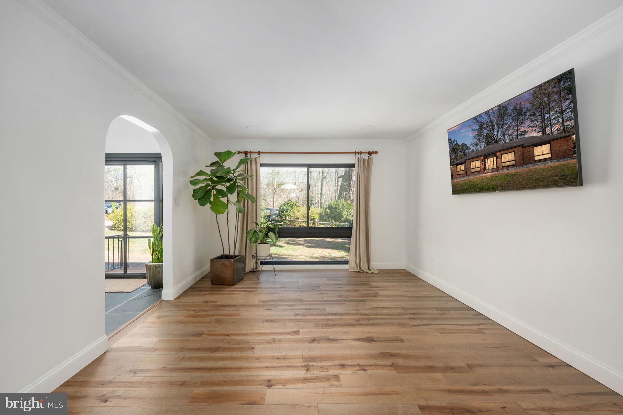 BELMONT HILLS/INGLESIDE - Residential