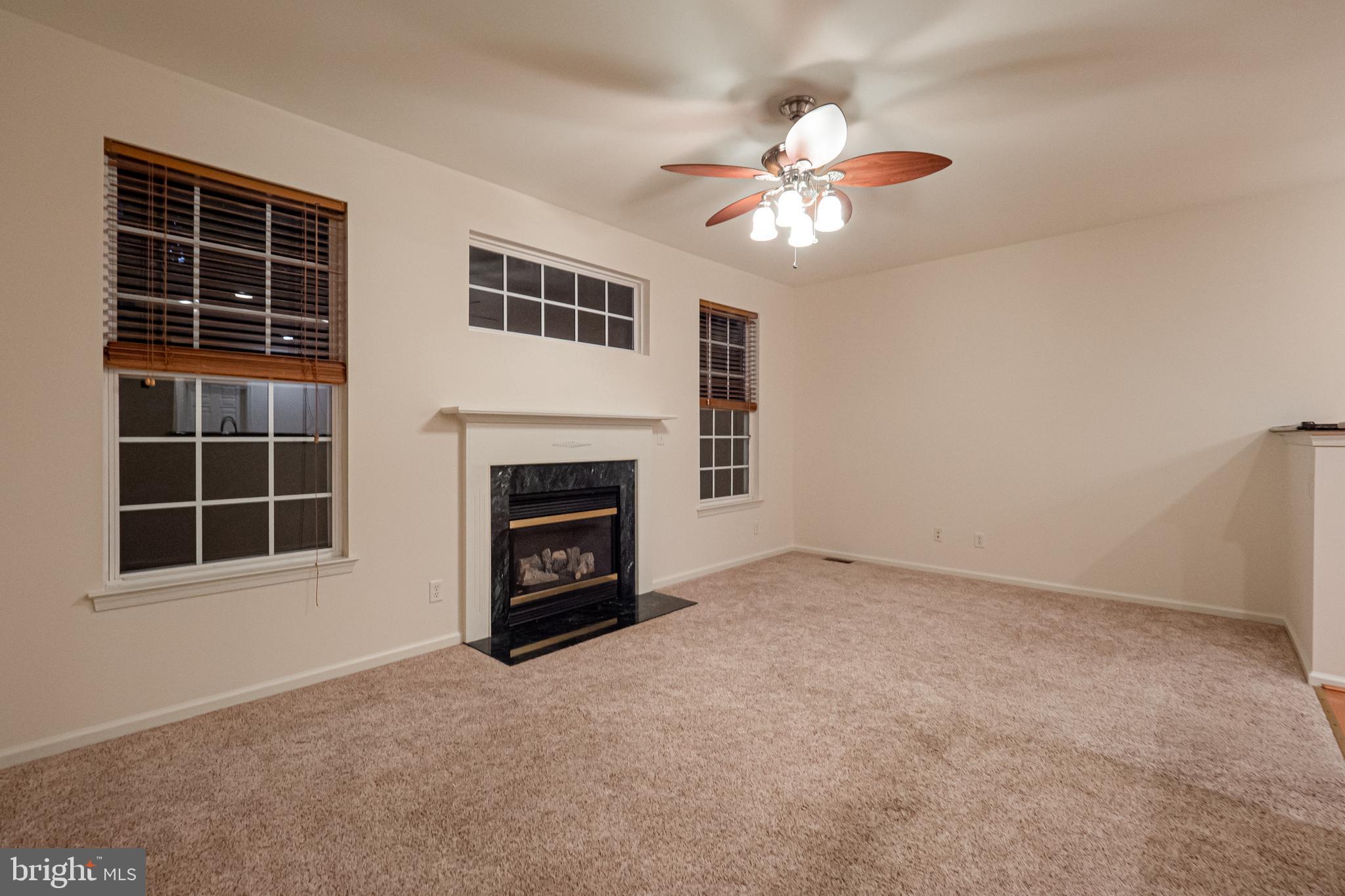 CHARLESTOWN OAKS - Residential