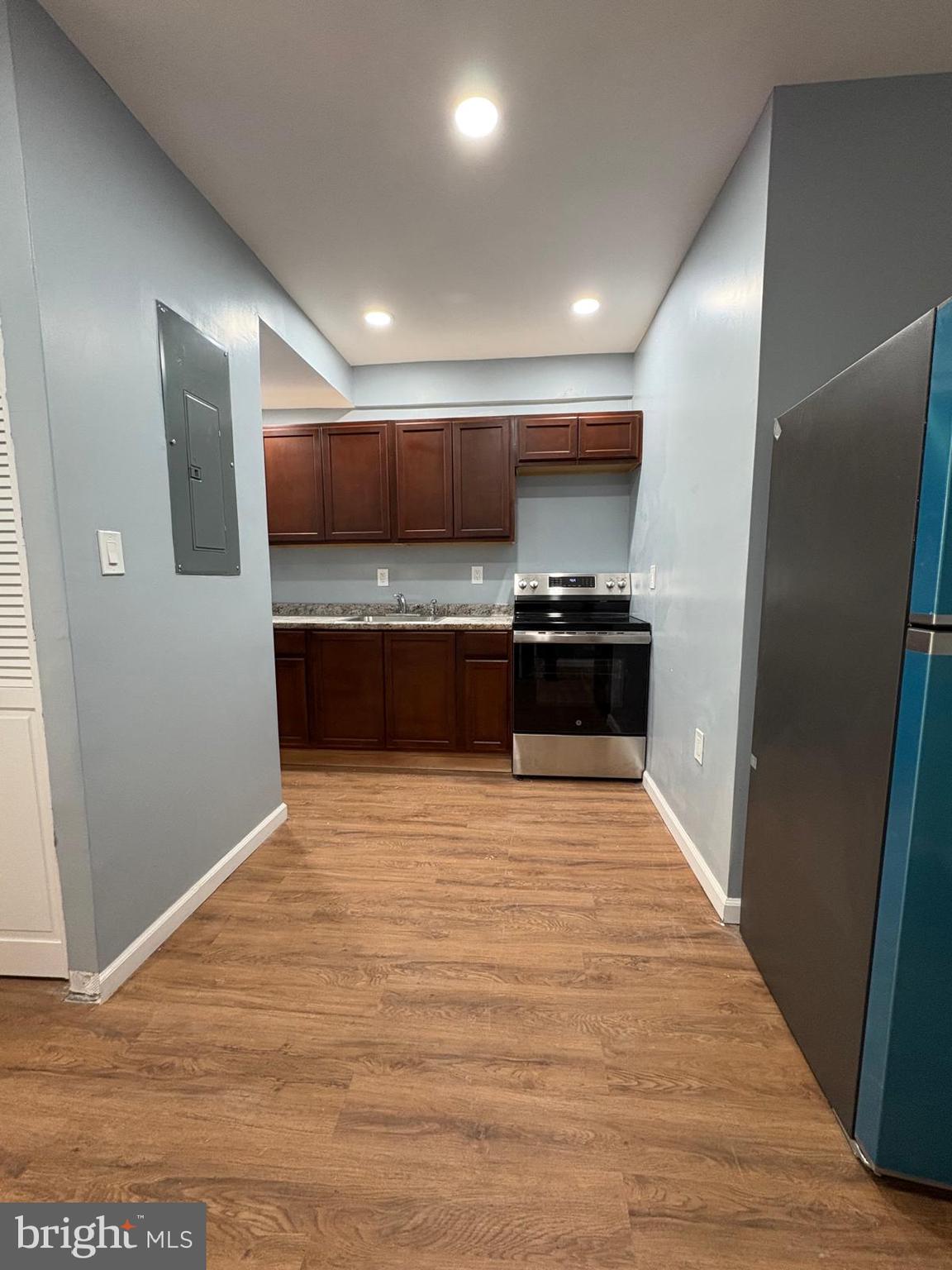 FRANKFORD - Residential Lease