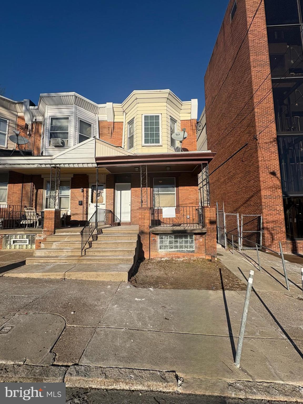 FRANKFORD - Residential Lease